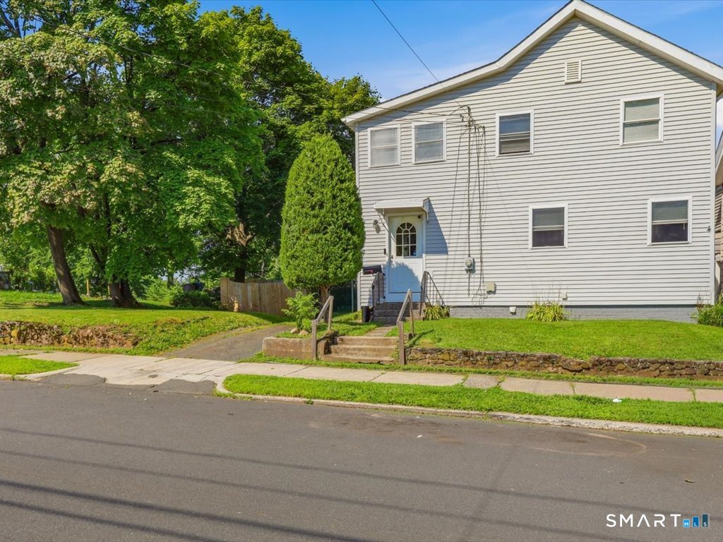 136 Sexton Street photo 3