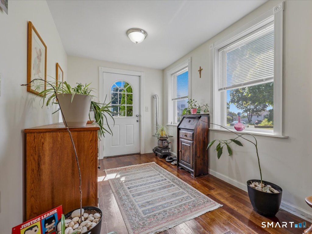 136 Sexton Street photo 7