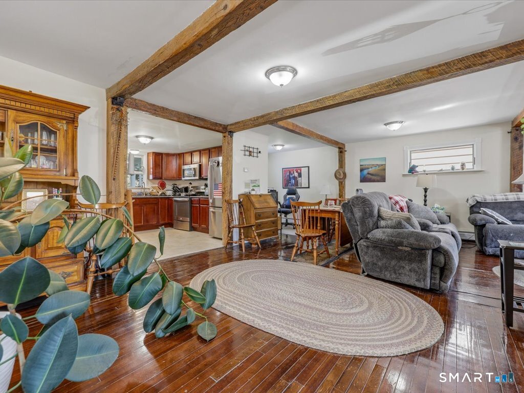 136 Sexton Street photo 8