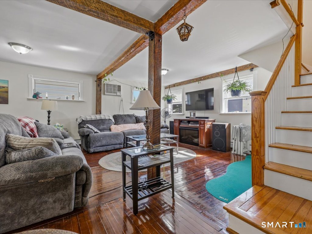 136 Sexton Street photo 9