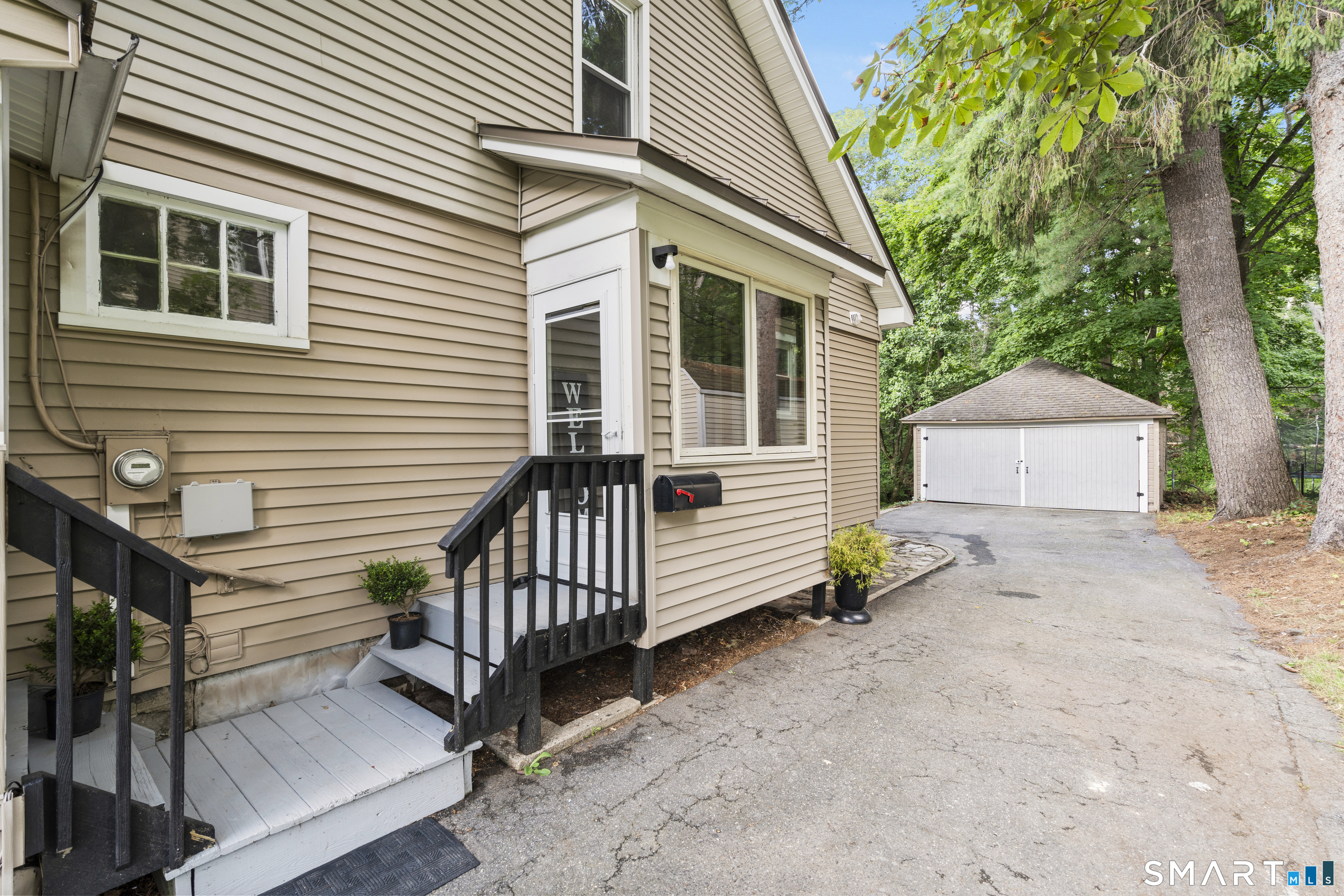 135 New Harwinton Road photo 31