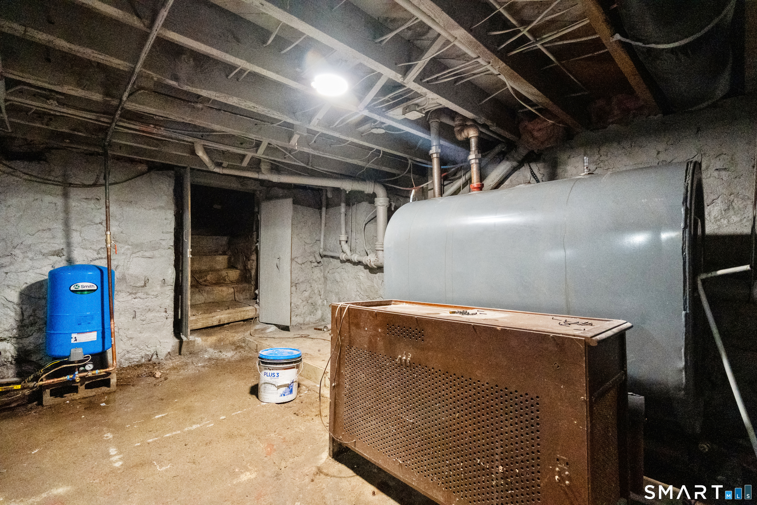 135 New Harwinton Road photo 40