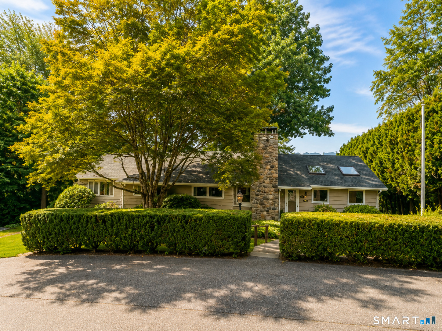 14 Indian Trail photo 4