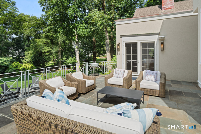 1123 Round Hill Road photo 35