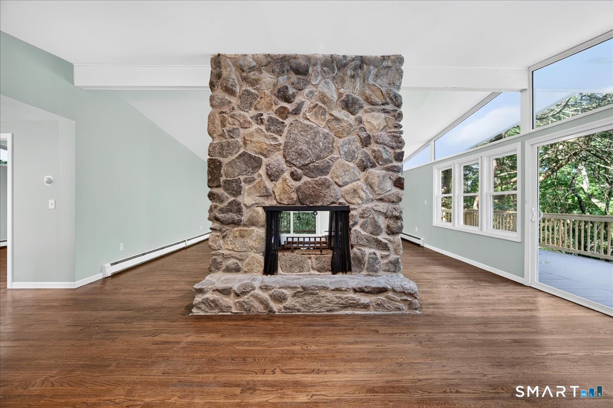 46 Pigeon Swamp Road photo 6
