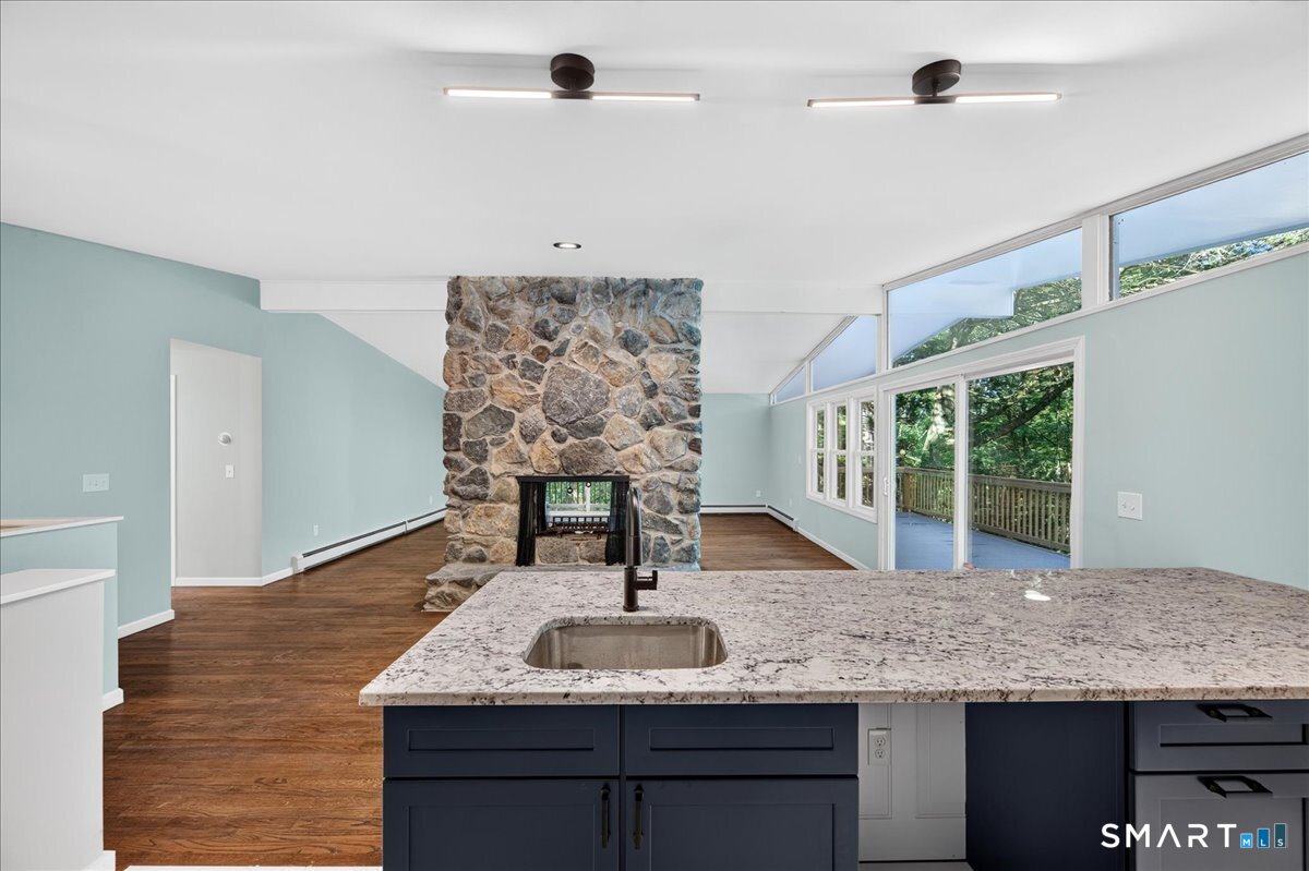 46 Pigeon Swamp Road photo 12