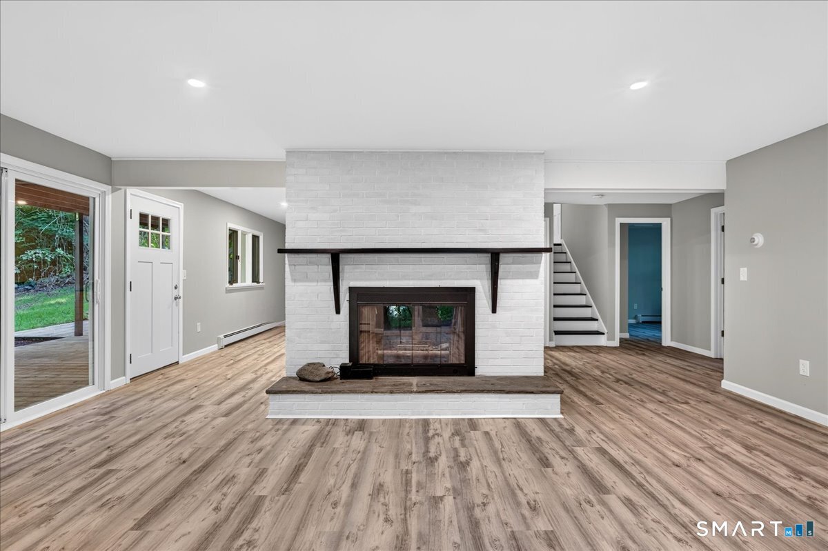 46 Pigeon Swamp Road photo 18
