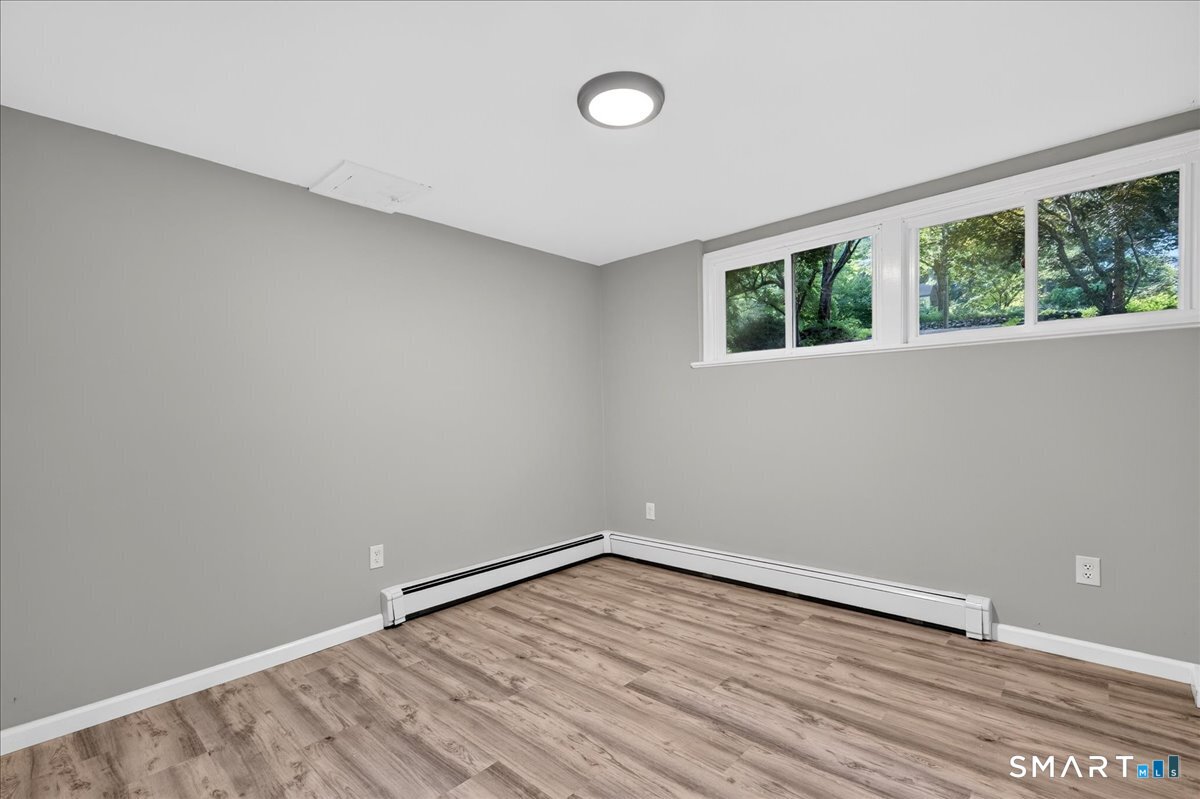 46 Pigeon Swamp Road photo 20