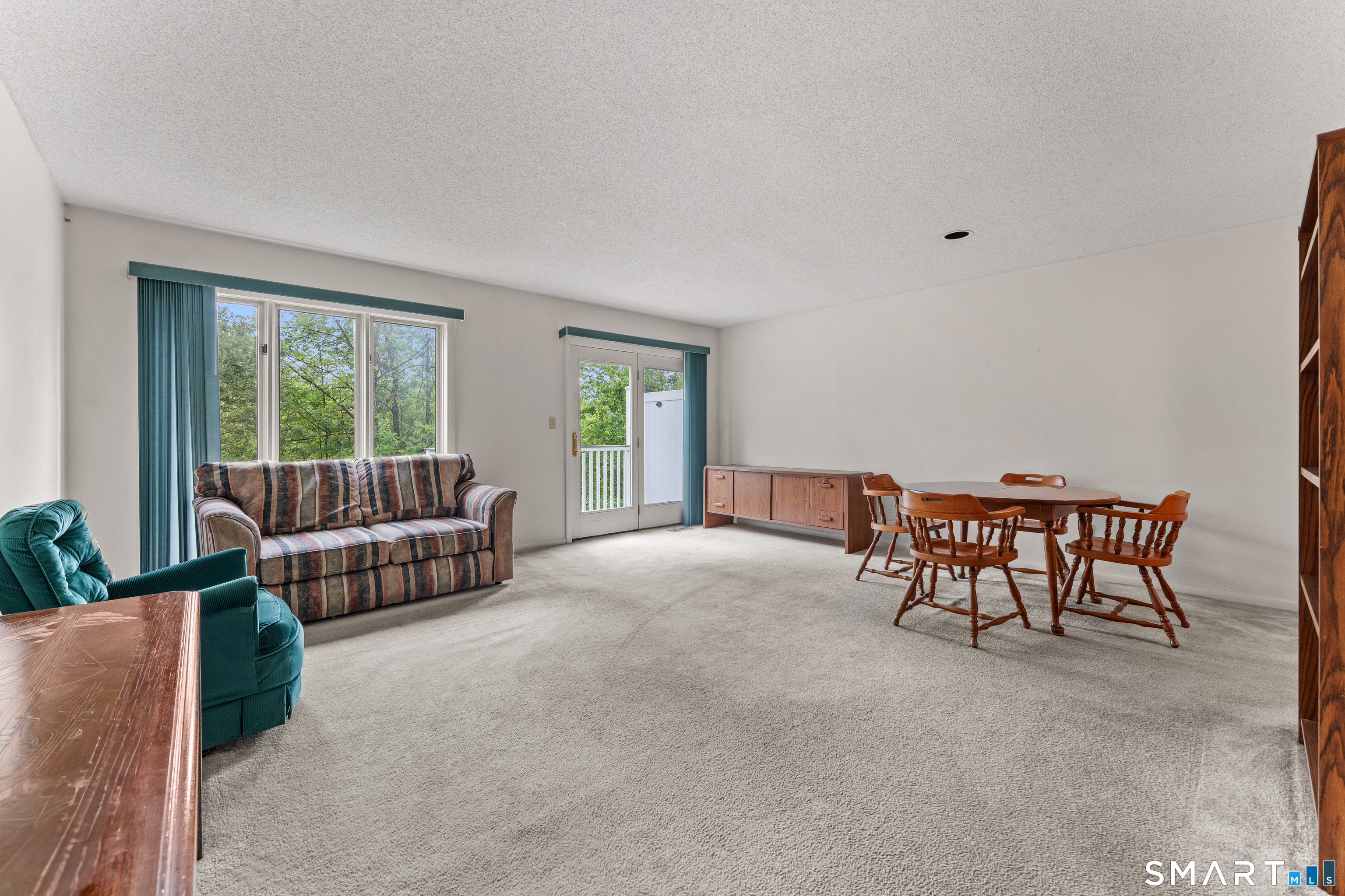 675 Newfield Street  Unit #9 photo 5