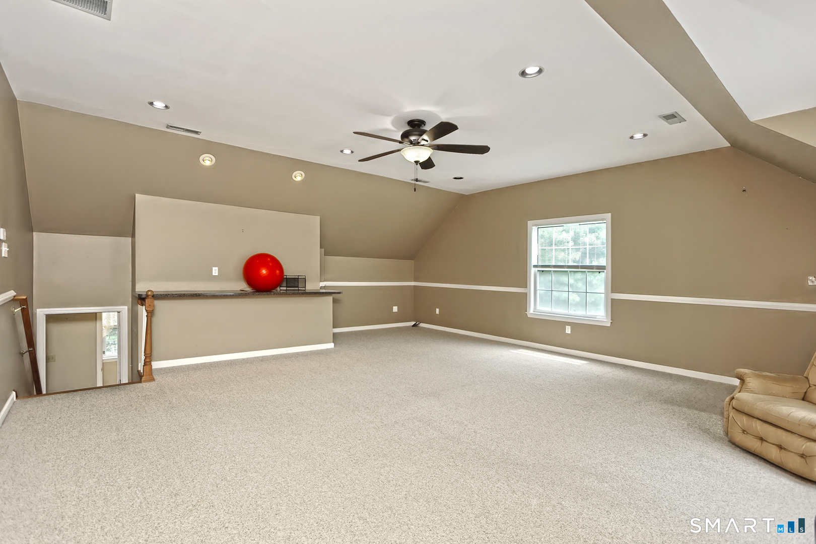 29 Commodore Hull Drive photo 20