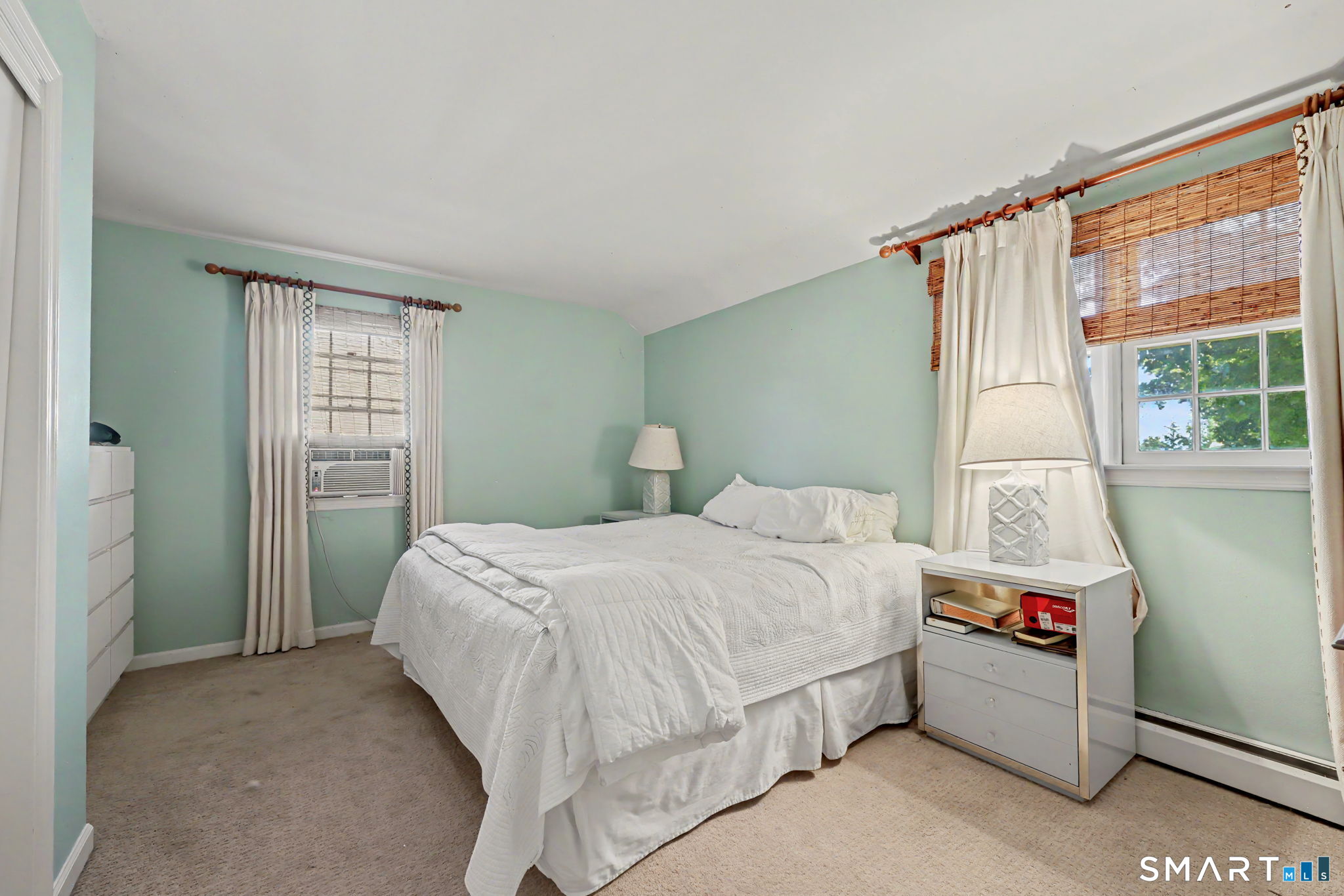63 Oak Street photo 9