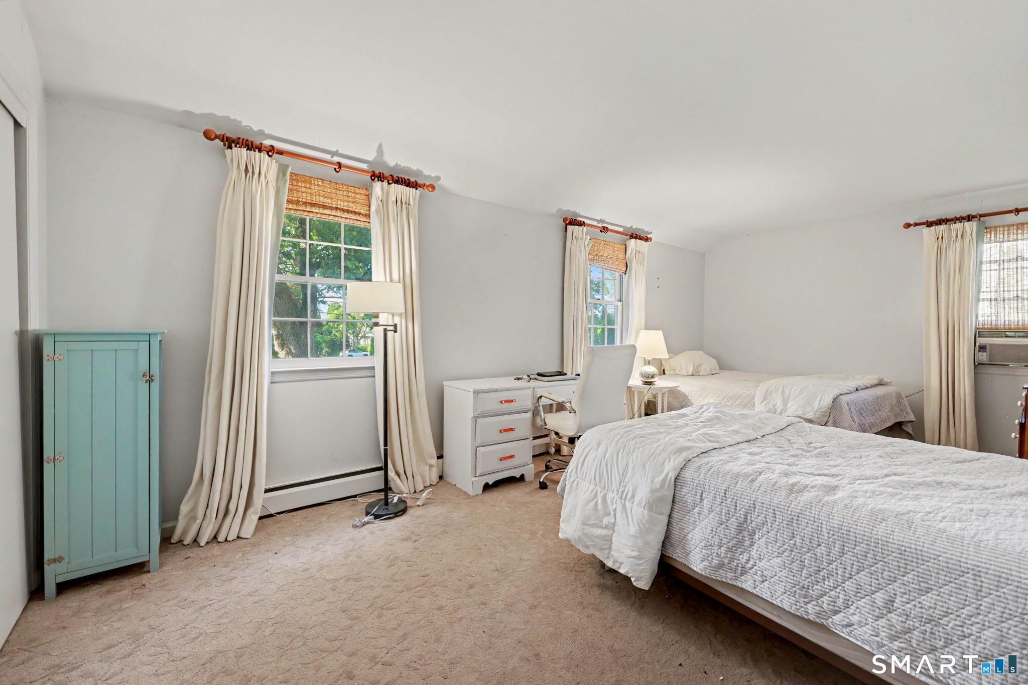 63 Oak Street photo 10
