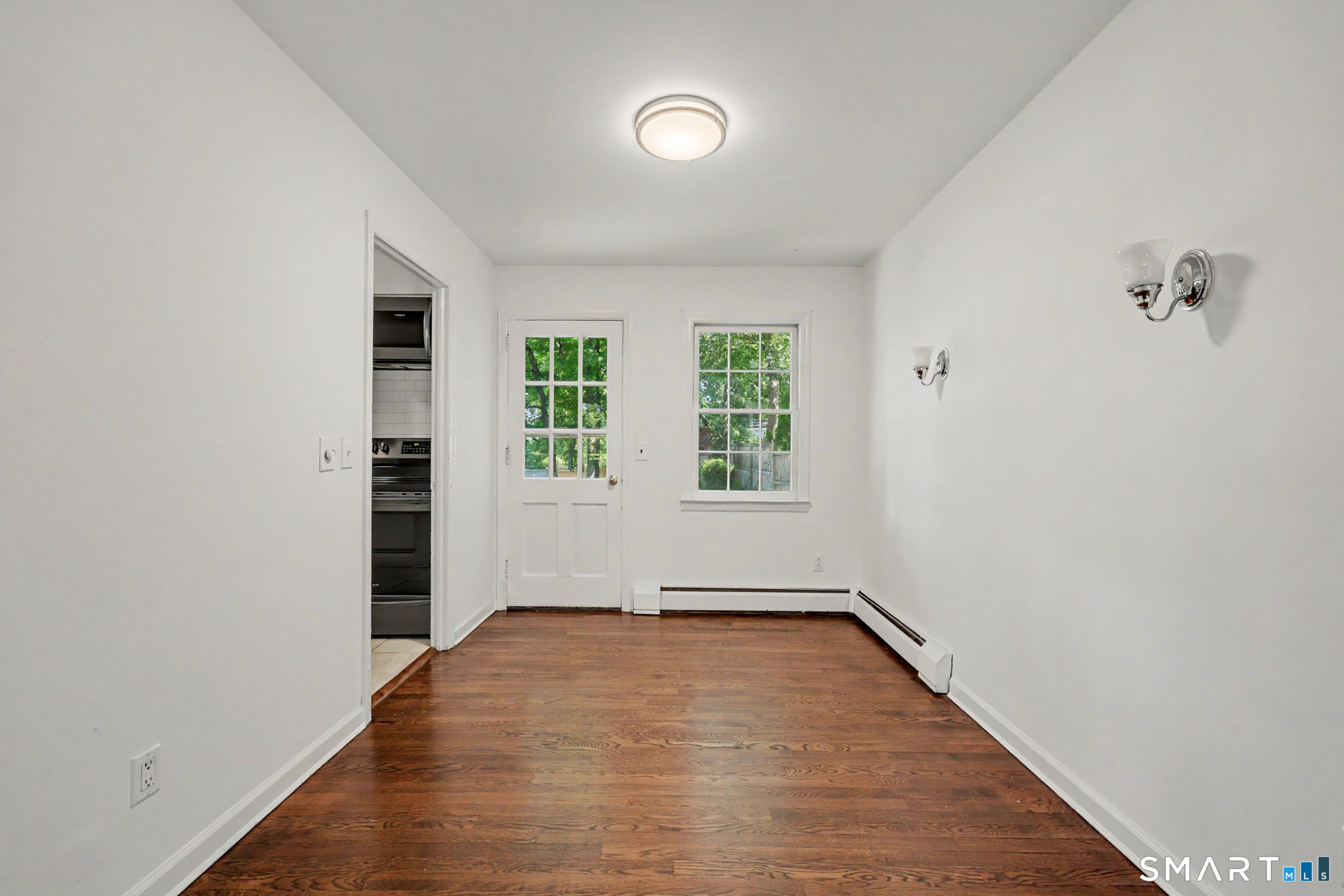 63 Oak Street photo 15