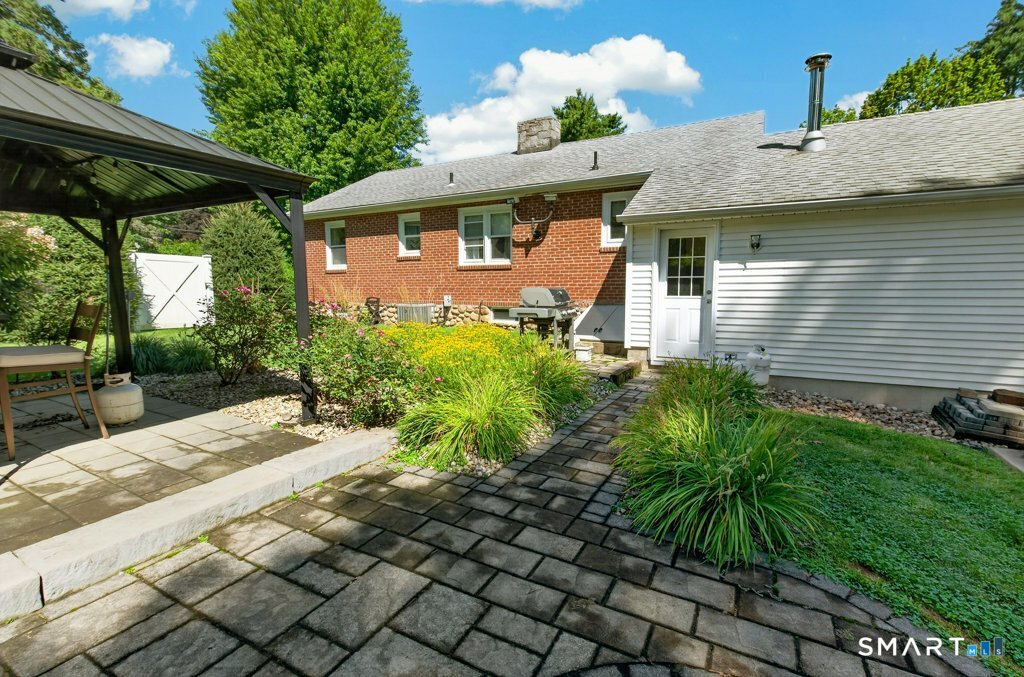 803 Wolcott Street photo 30