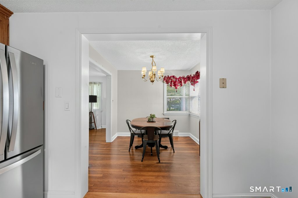 803 Wolcott Street photo 7