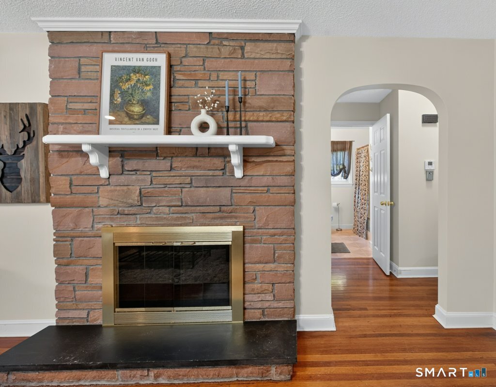 803 Wolcott Street photo 13