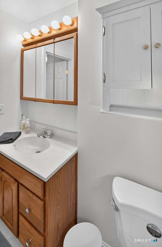803 Wolcott Street photo 21