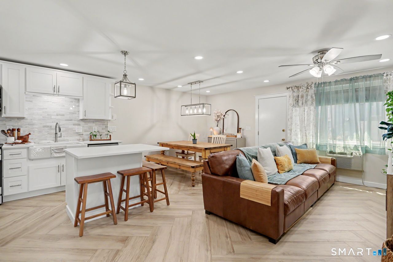181 West Walk  Unit #181