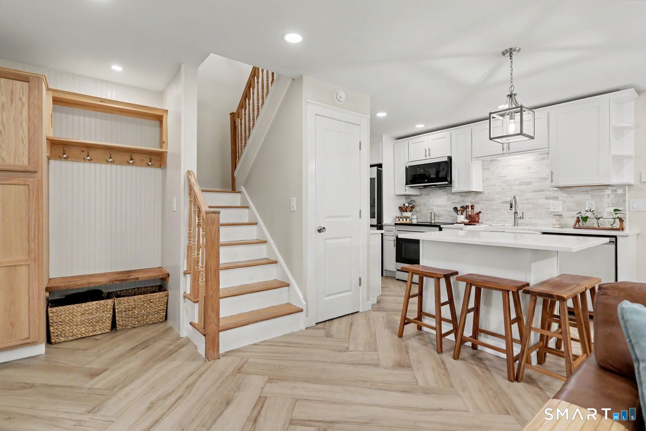 181 West Walk  Unit #181 photo 17