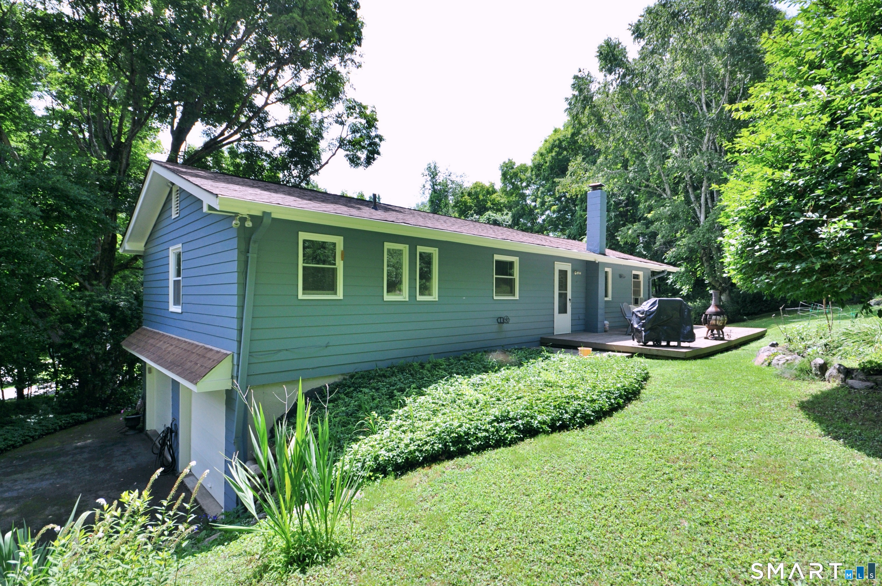 2nd image of 21 Carriage Ln, Roxbury, CT 06783 | MLS# 24197040