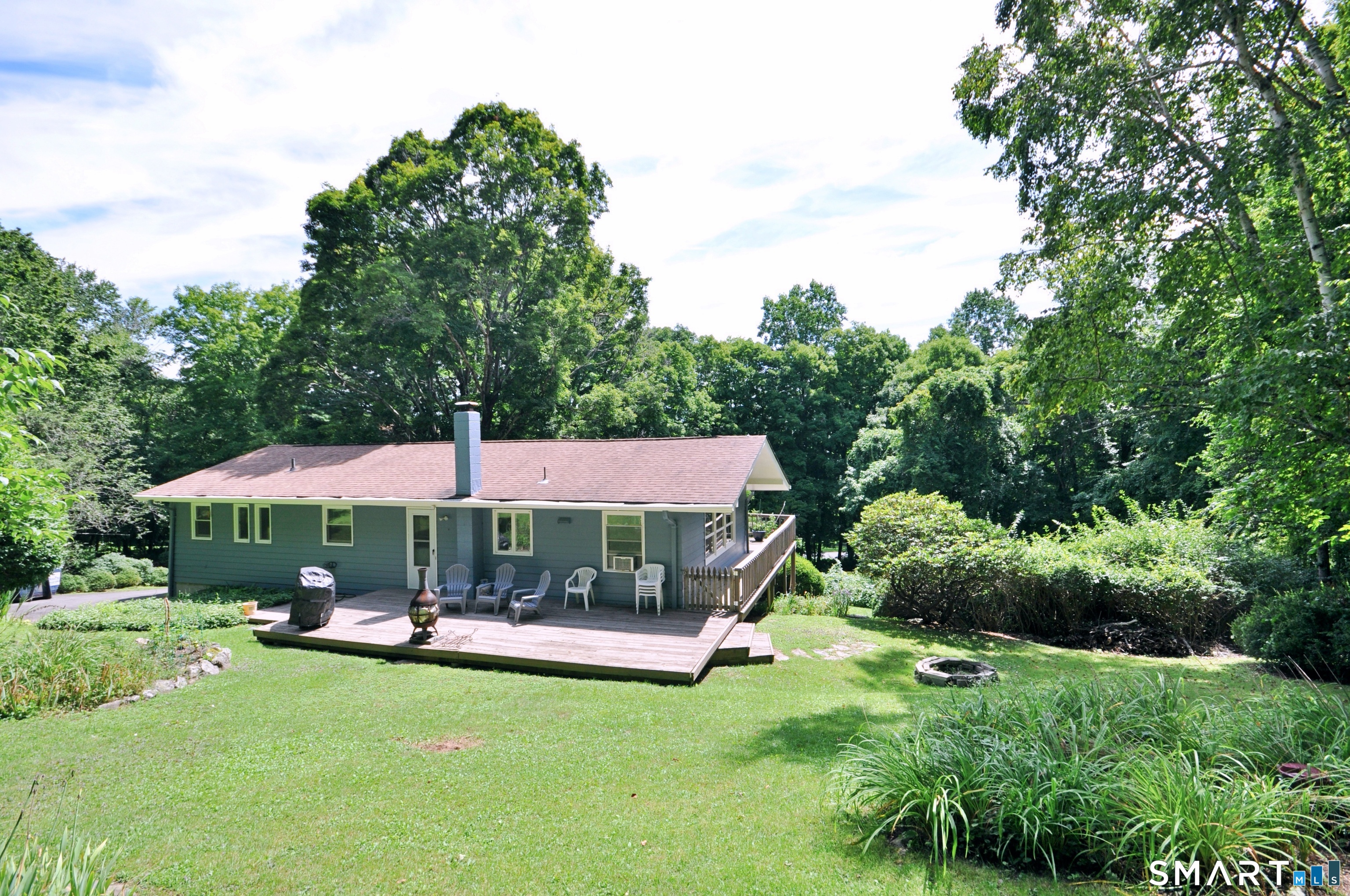 3rd image of 21 Carriage Ln, Roxbury, CT 06783 | MLS# 24197040