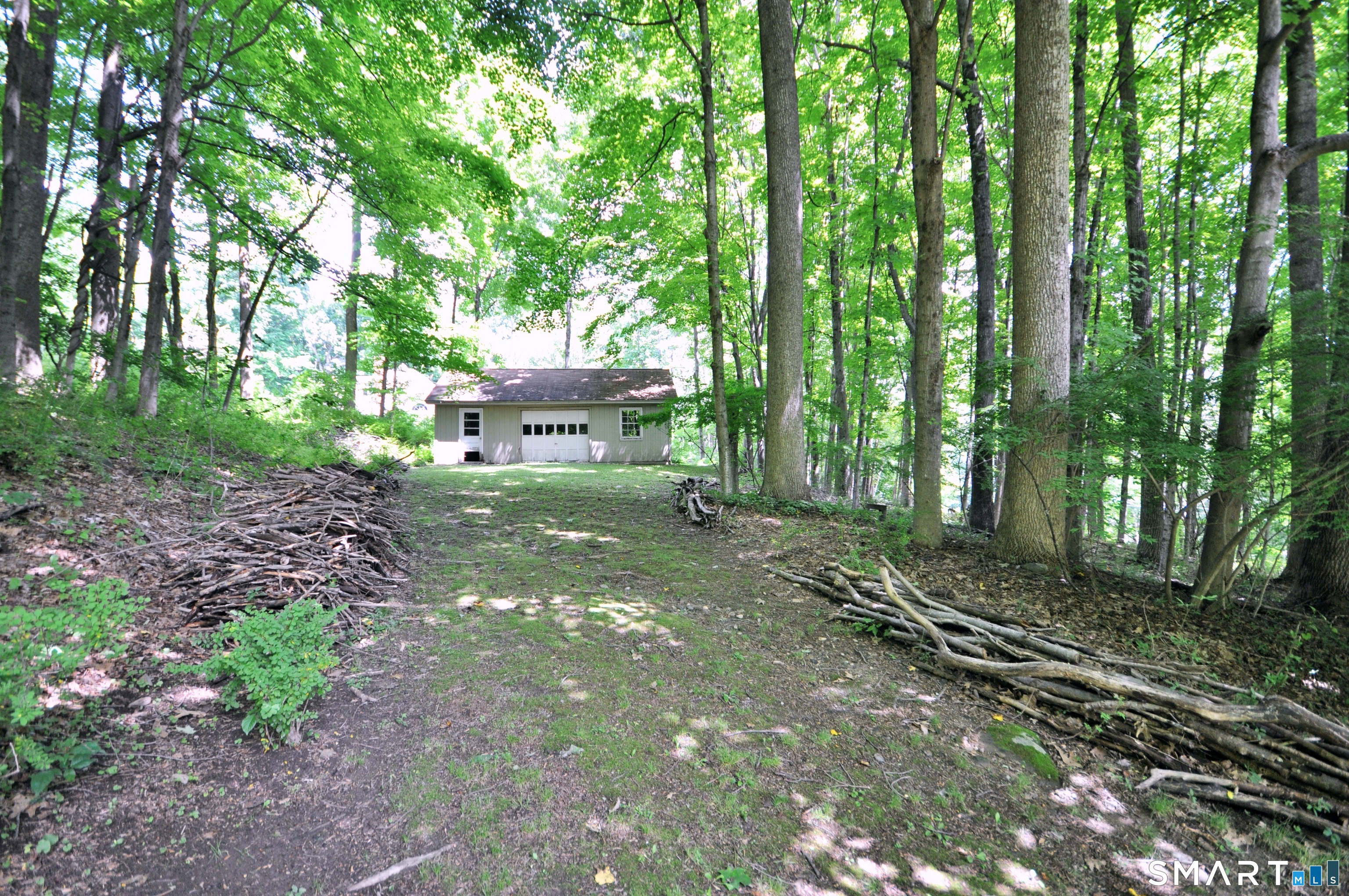 29th image of 21 Carriage Ln, Roxbury, CT 06783 | MLS# 24197040