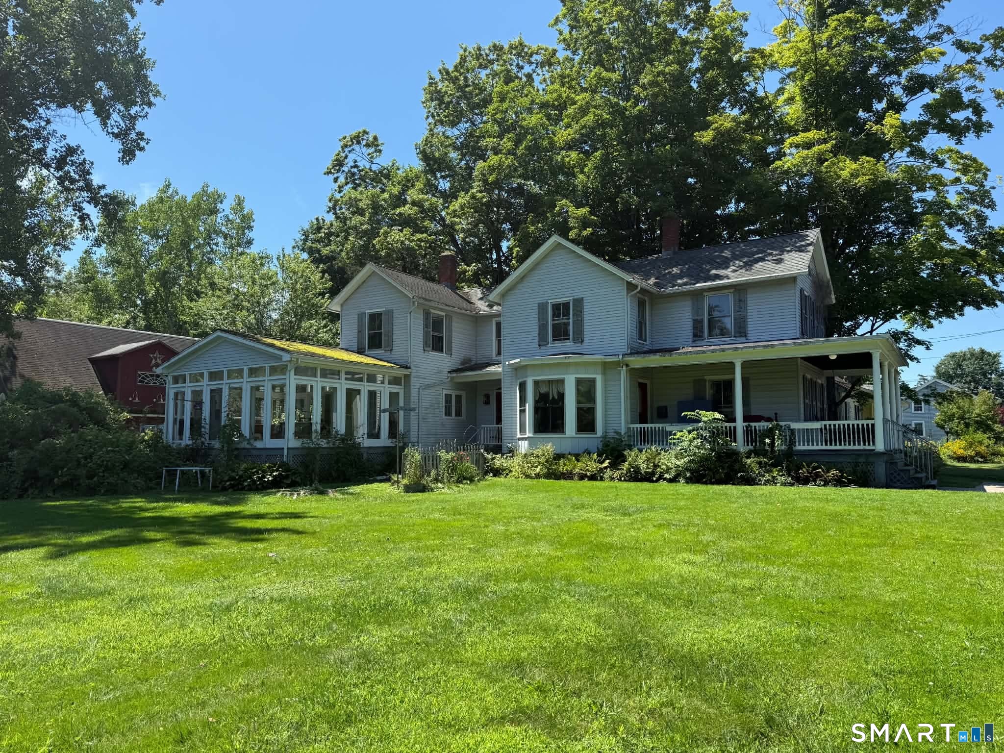 134 Pleasant Street photo 5