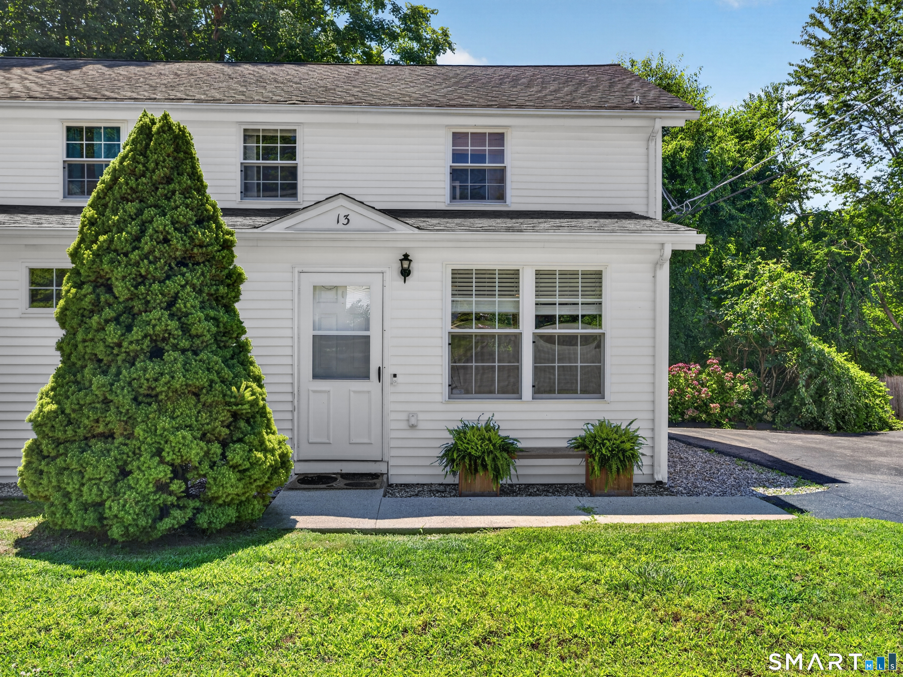 13 Sunnyside East Road  Unit #13
