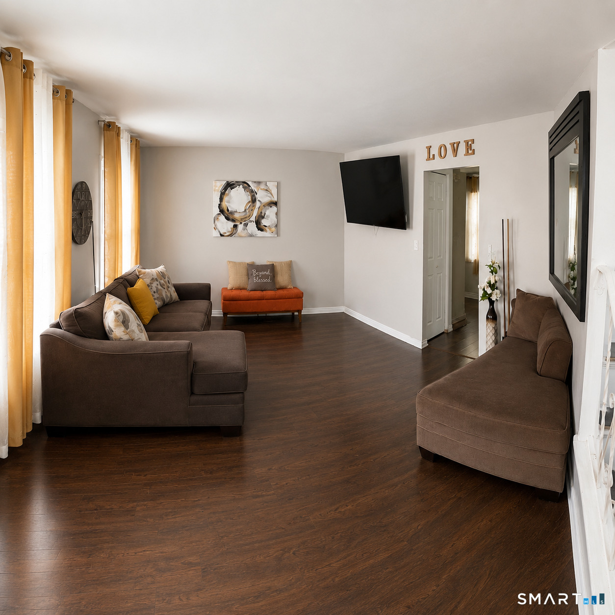 Photo 3 of House for sale at 624 Soundview Ave, Bridgeport, CT 06606 | MLS# 24196950 | Listing updated on 2026-09-23