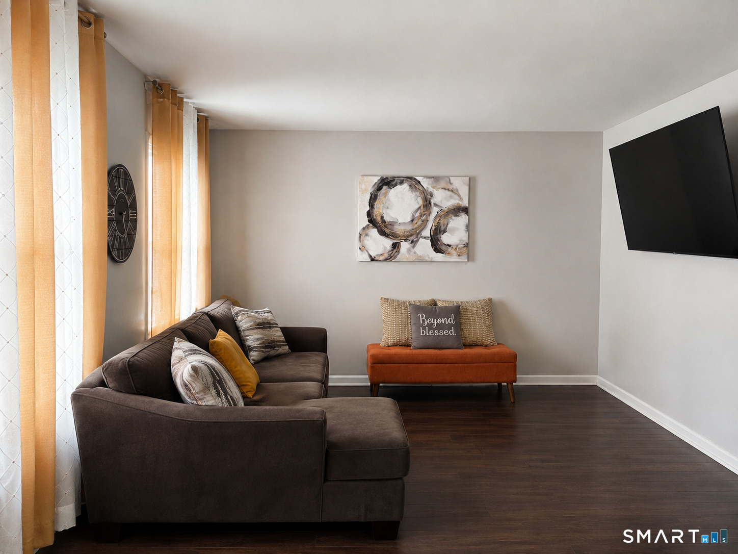 Photo 4 of House for sale at 624 Soundview Ave, Bridgeport, CT 06606 | MLS# 24196950 | Listing updated on 2026-09-23