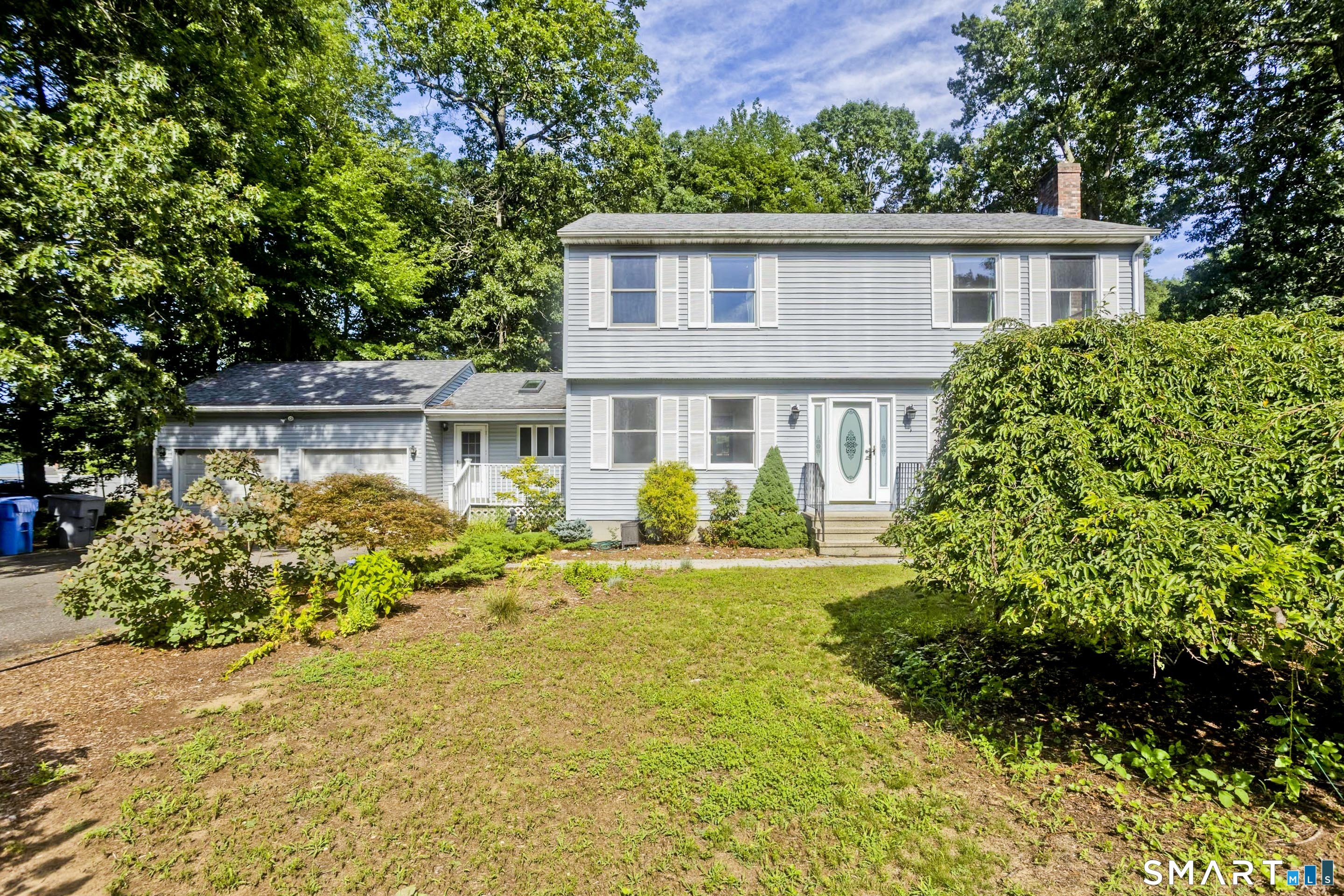 Photo 3 of Single family home for sale at 1 Autumn Dr, Enfield, CT 06082 | MLS# 24196469 | Listing updated on 2026-08-19