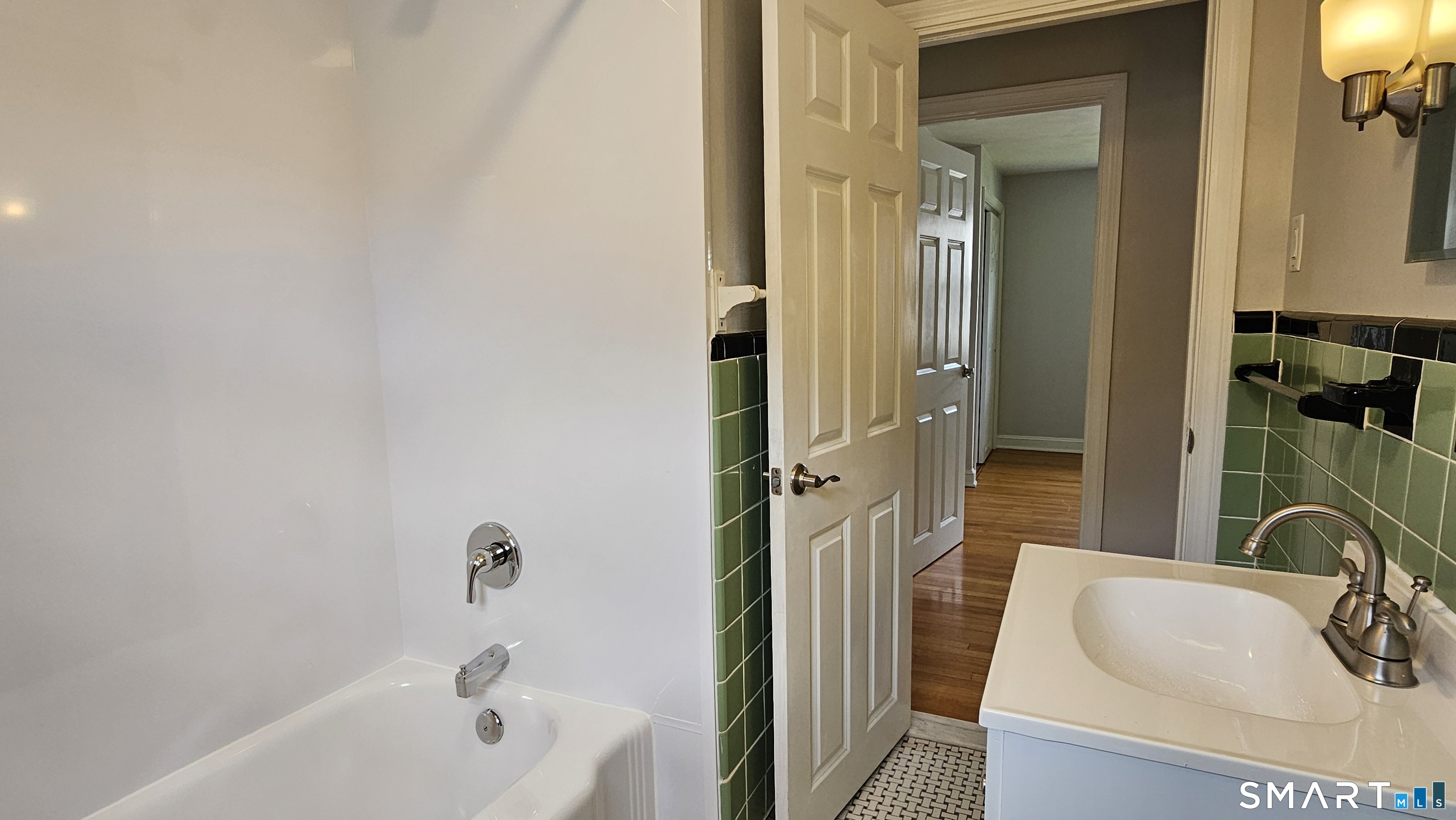 73 Knollwood Road photo 19