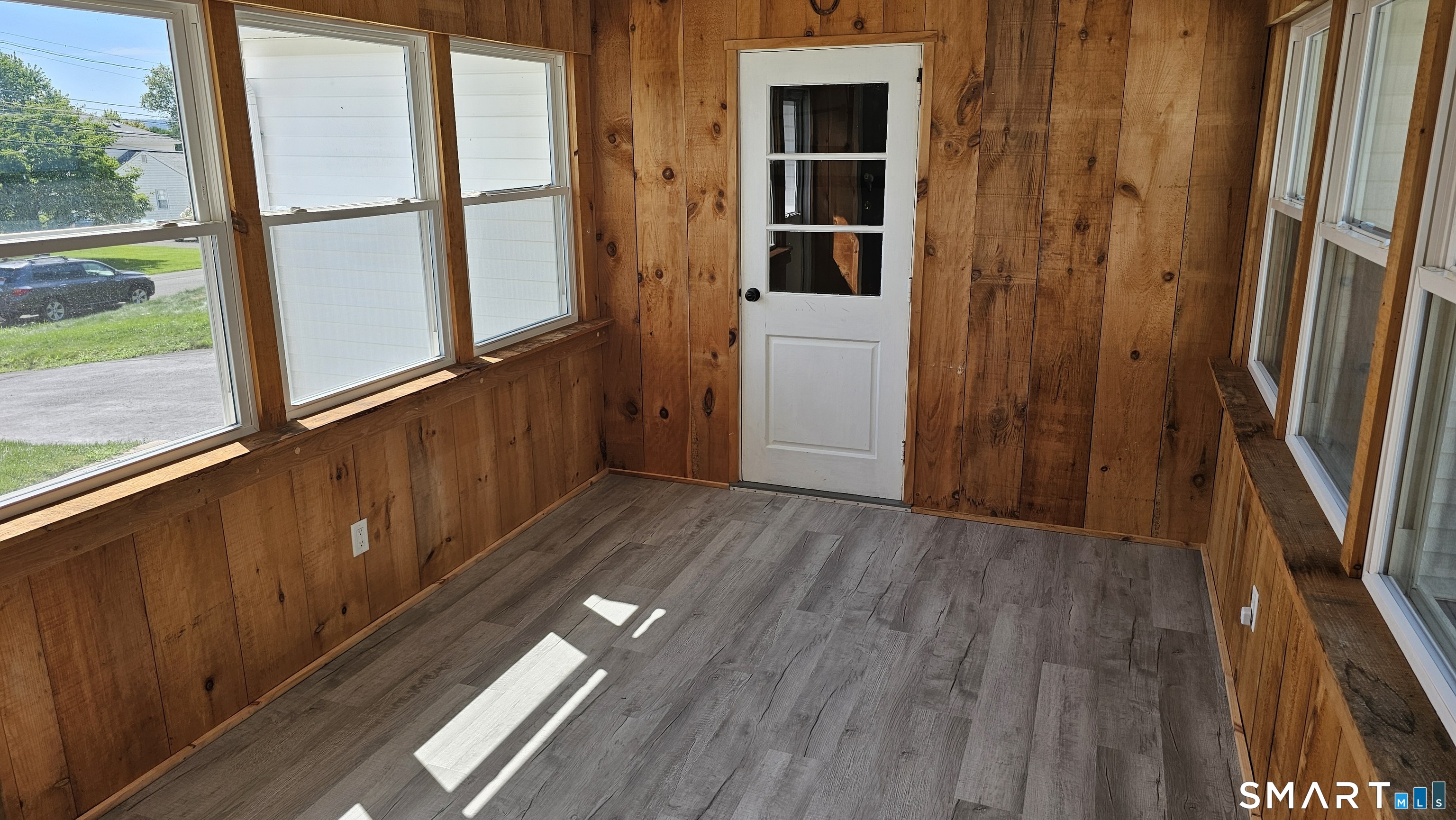 73 Knollwood Road photo 5