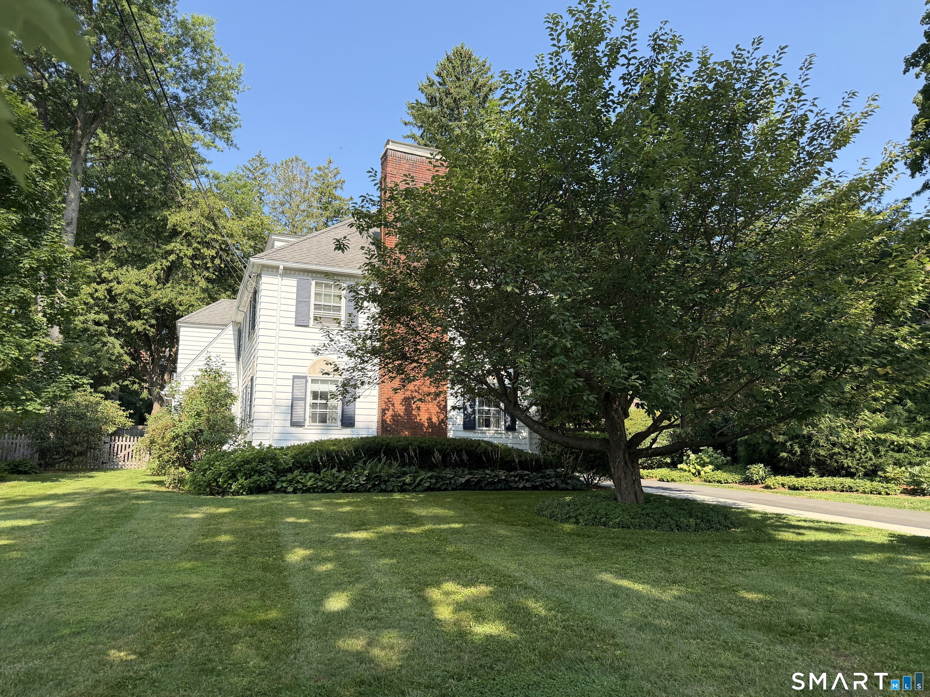 25 Walbridge Road, West Hartford, Connecticut 06119