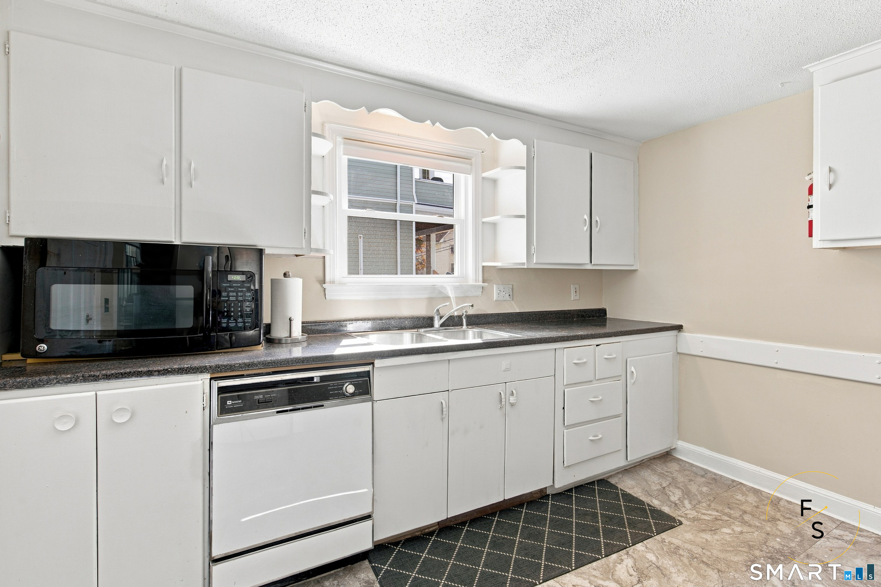 144 Wilson Street photo 10