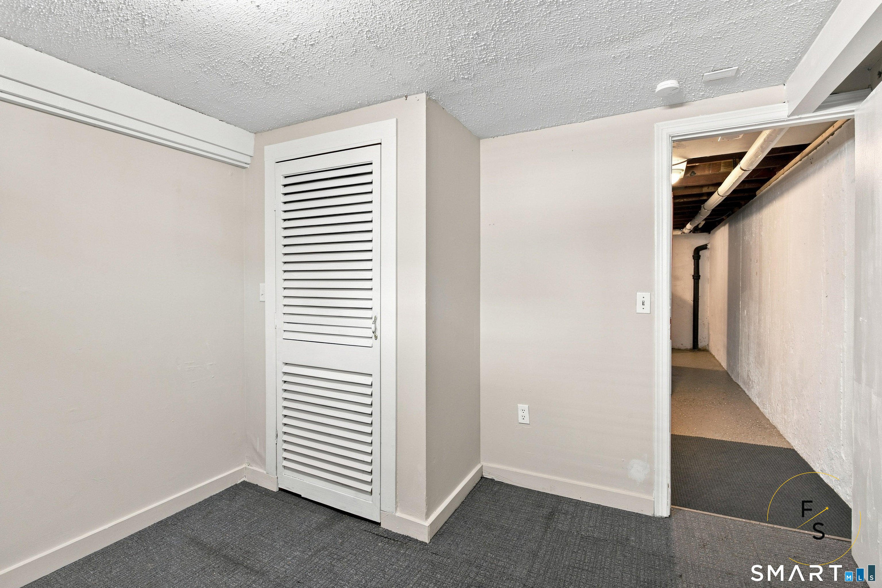 144 Wilson Street photo 22