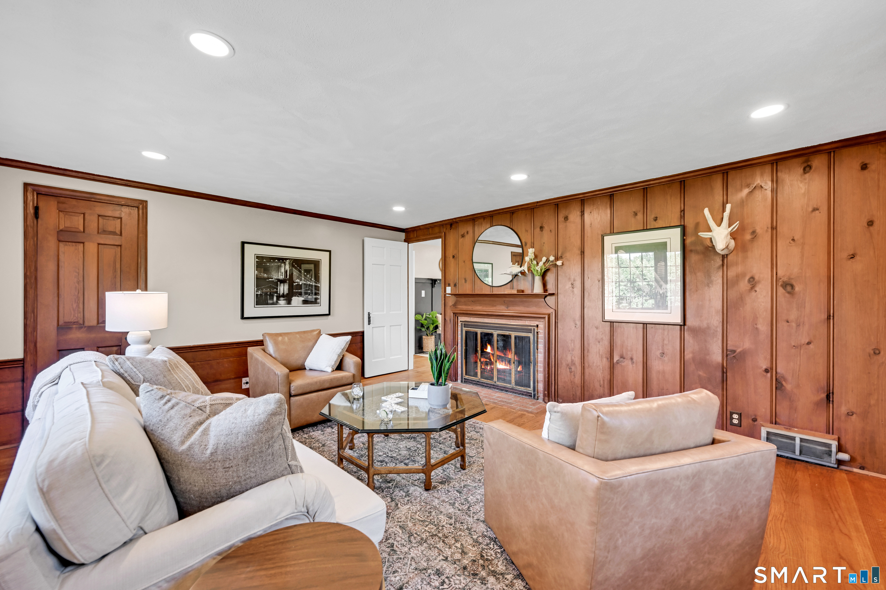 987 Hill Street photo 23