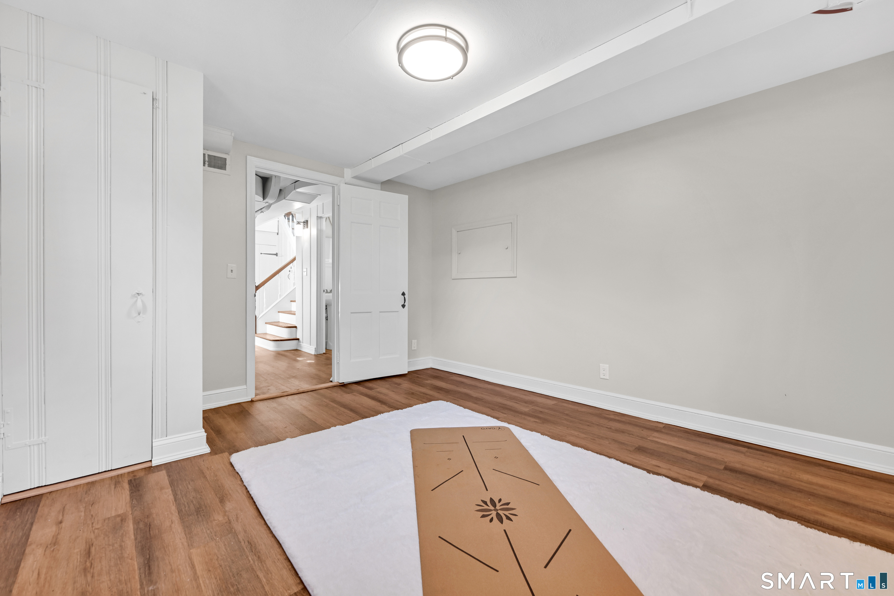 987 Hill Street photo 39