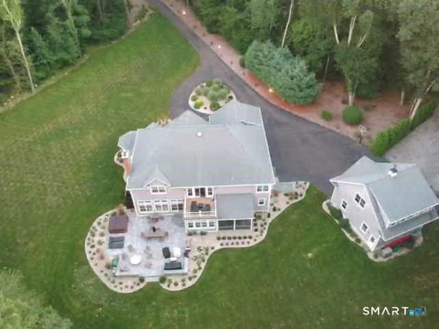 Photo 2 of Single family home for sale at 262 Mungertown Rd, Madison, CT 06443 | MLS# 24191892 | Listing updated on 2026-08-11