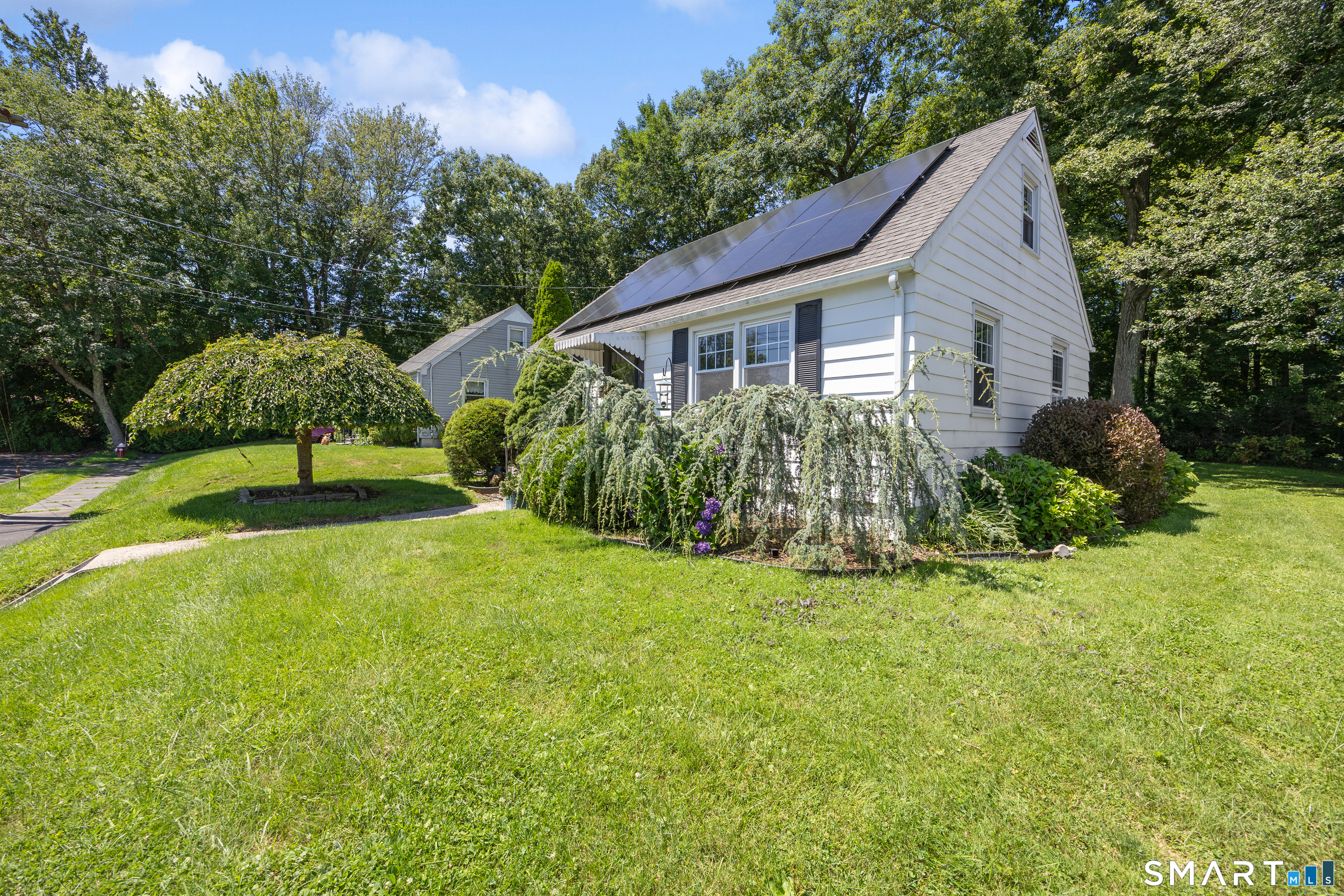 43 Deering Lane photo 3