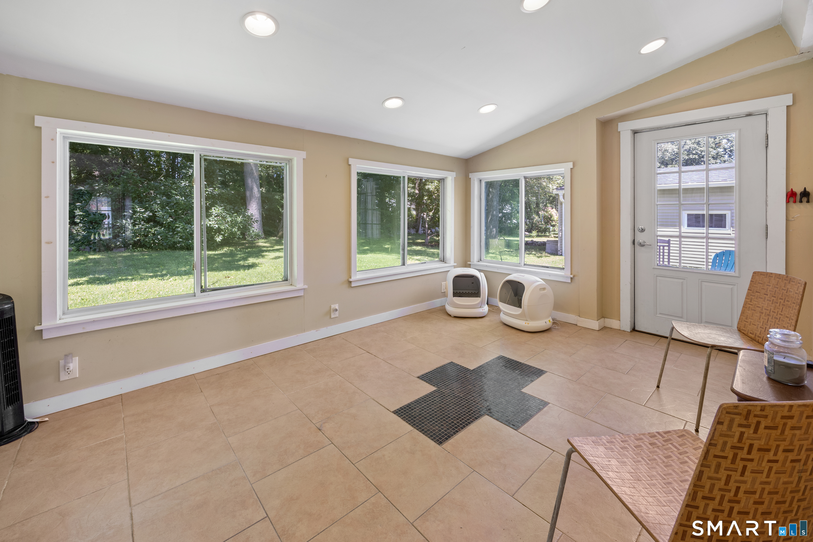 43 Deering Lane photo 20