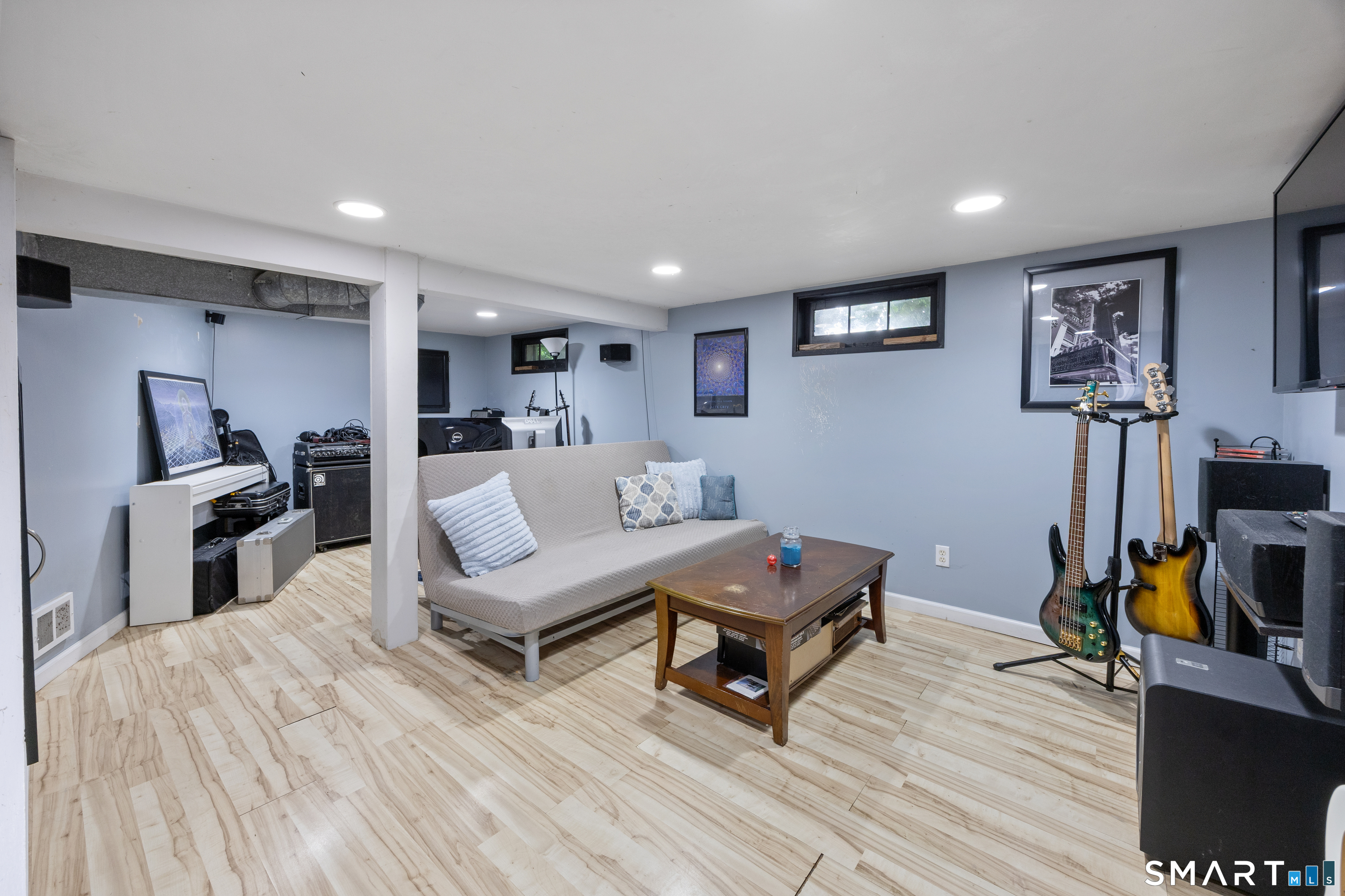 43 Deering Lane photo 22
