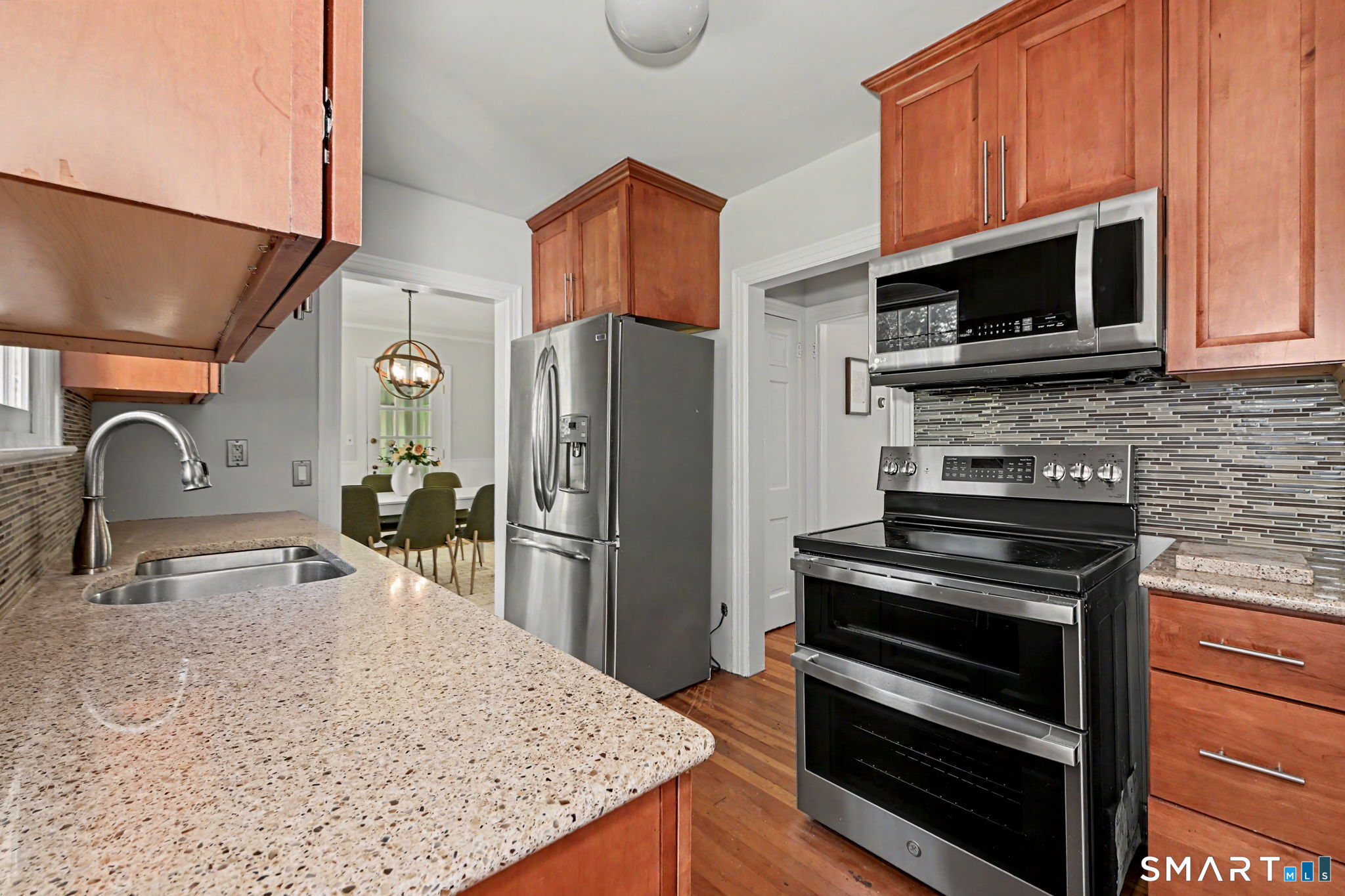 97 William Street photo 12