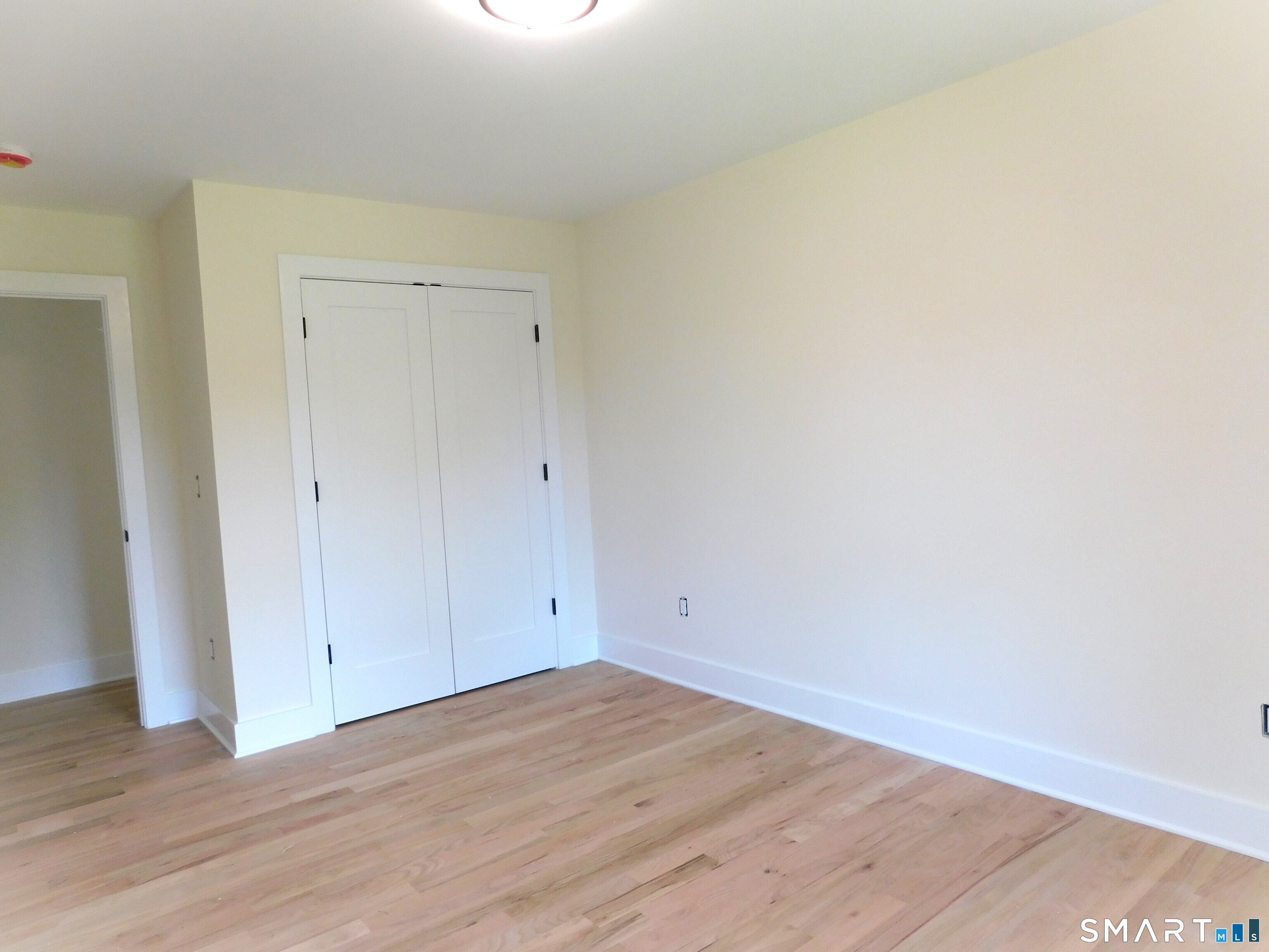 60 Mohegan Road photo 18