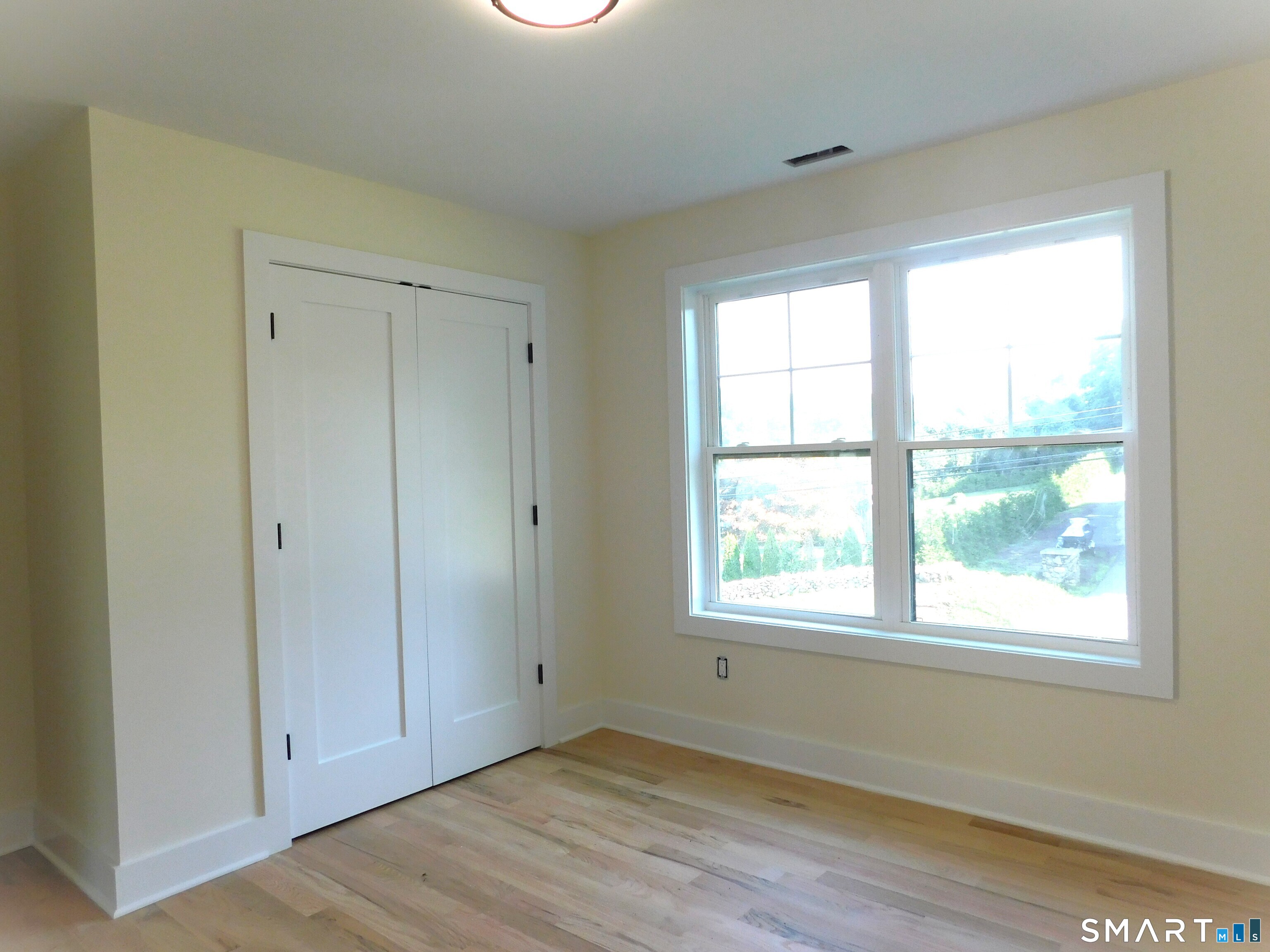 60 Mohegan Road photo 20