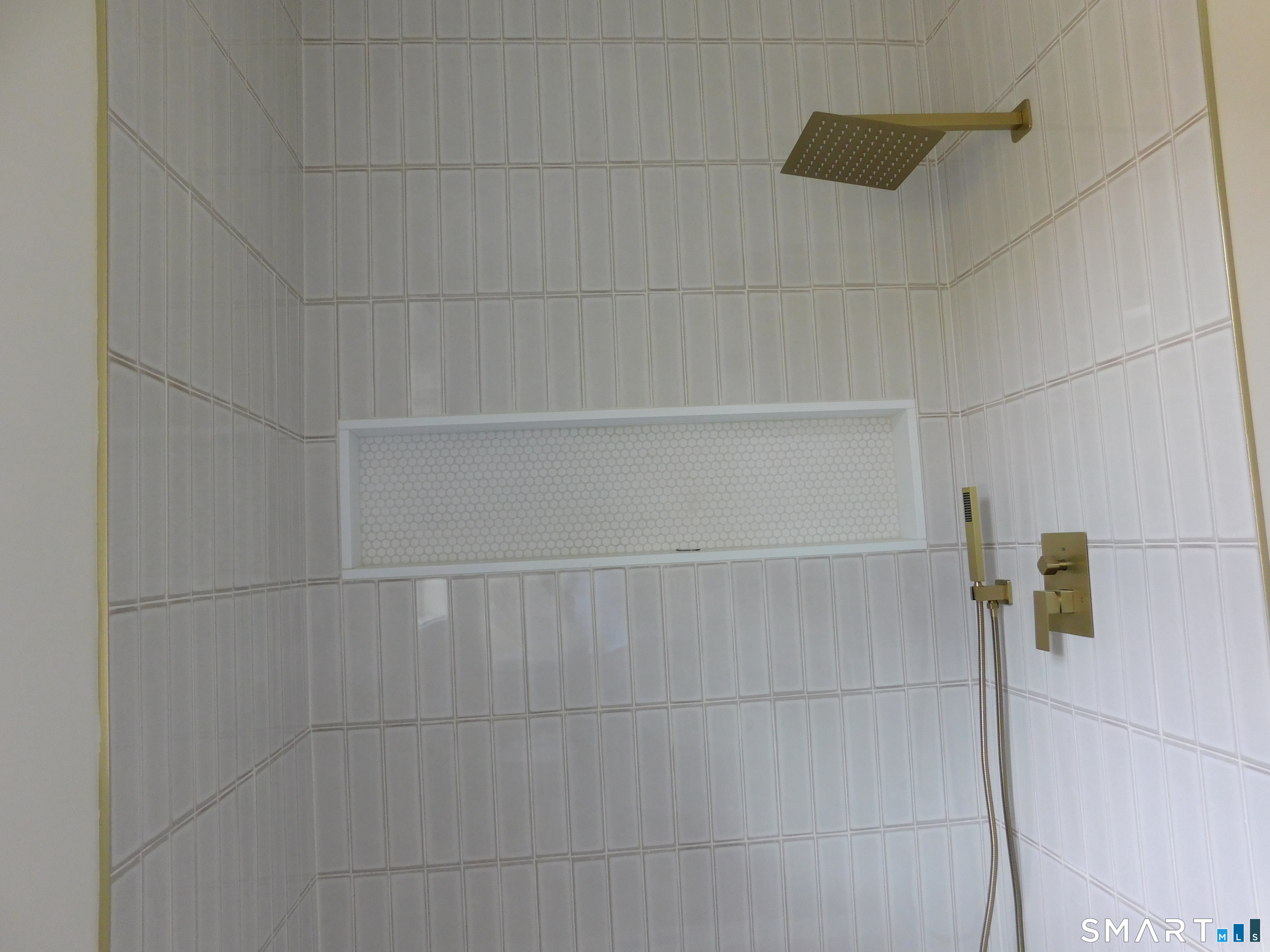 60 Mohegan Road photo 22