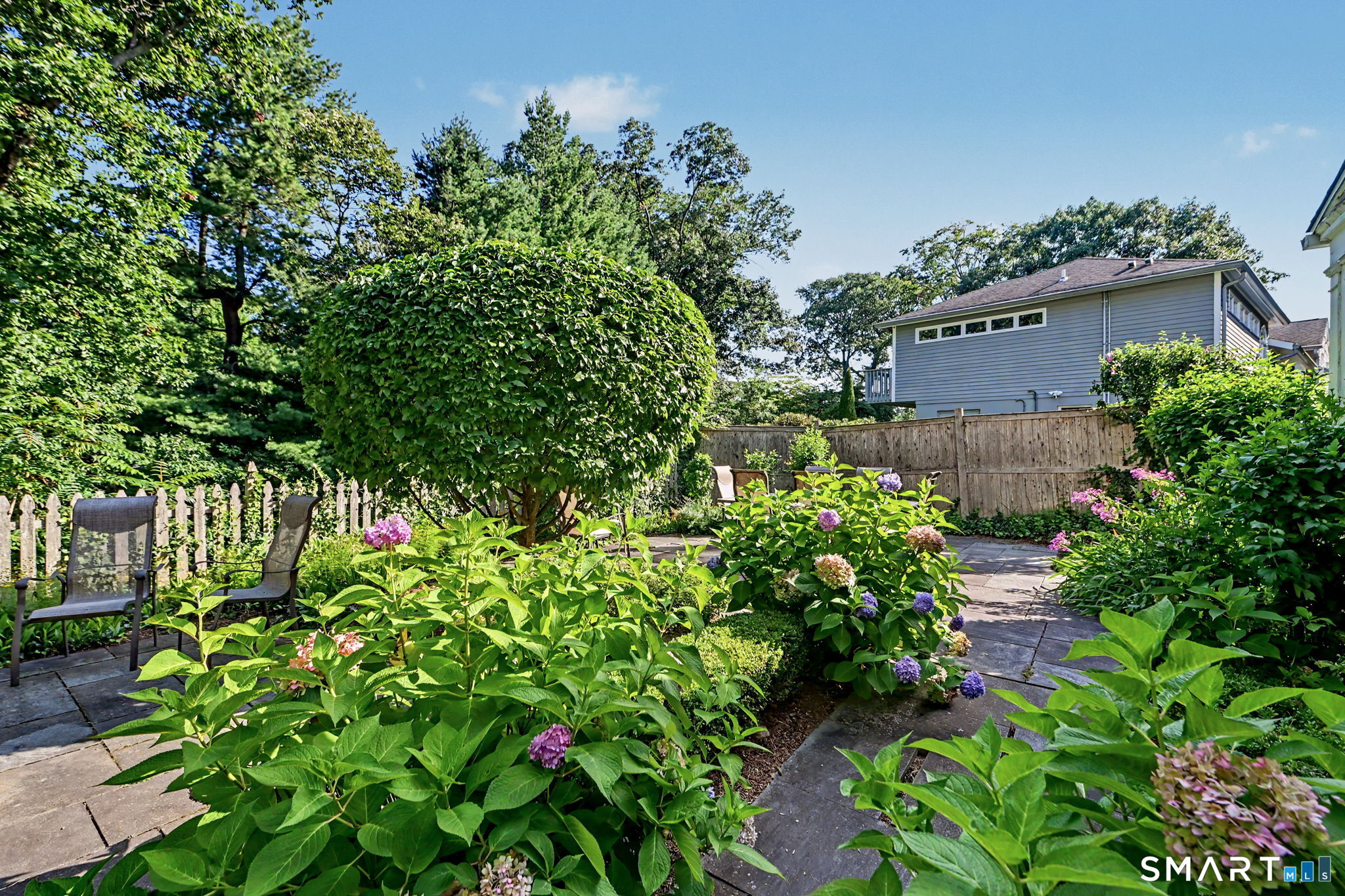 97 William Street photo 33