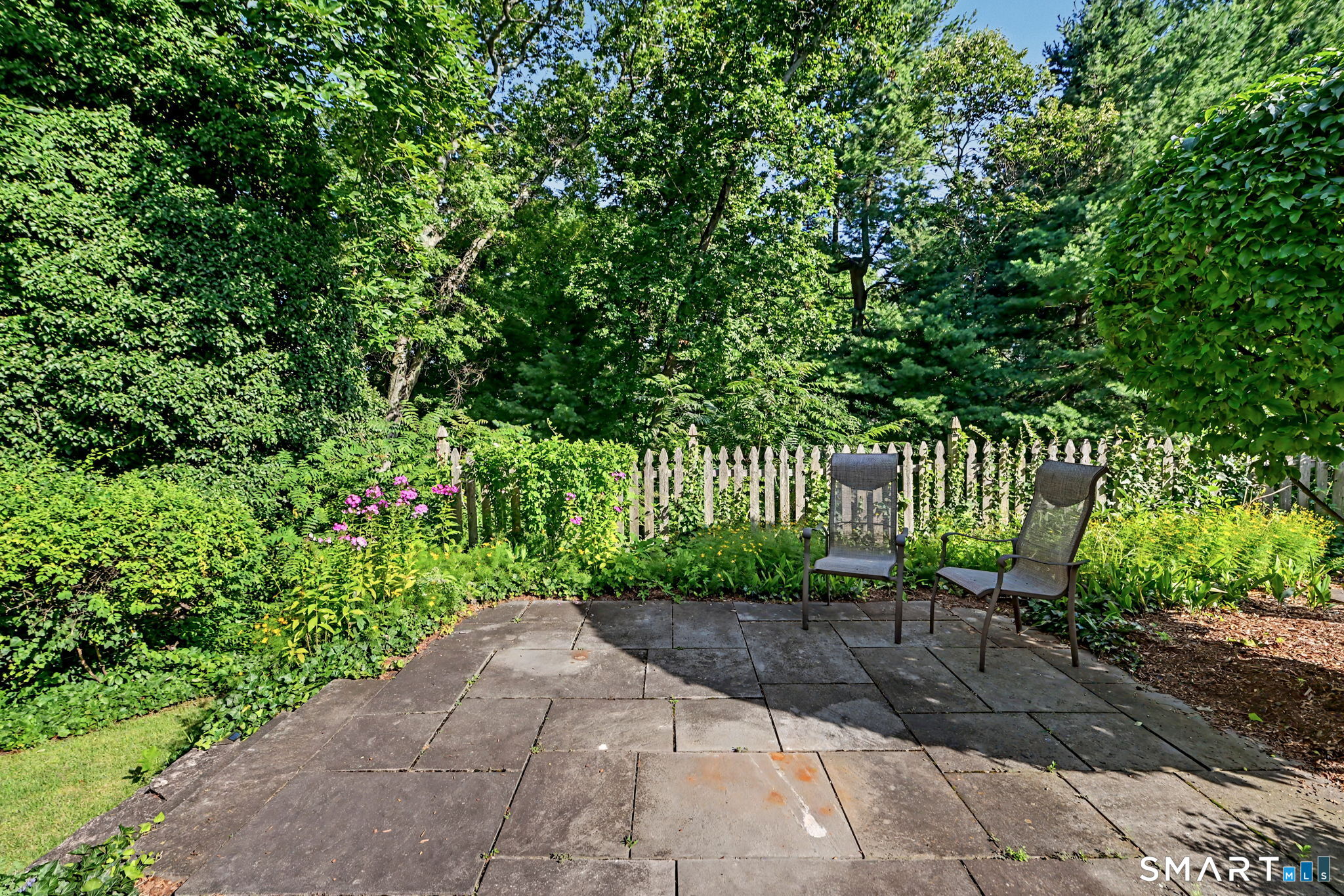 97 William Street photo 34