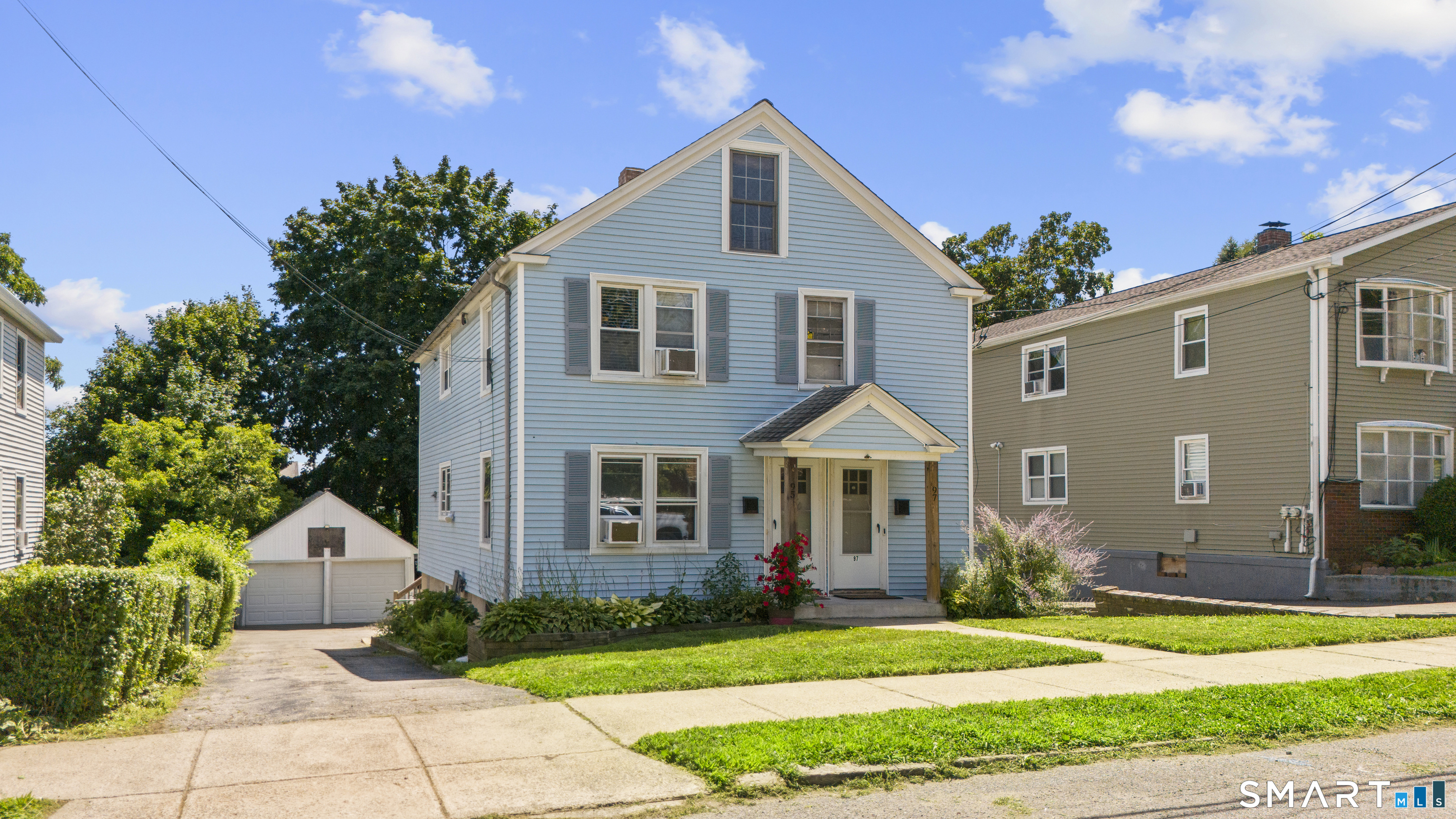 3rd image of 95 Englewood Ave, Bridgeport, CT 06606 | MLS# 24196503