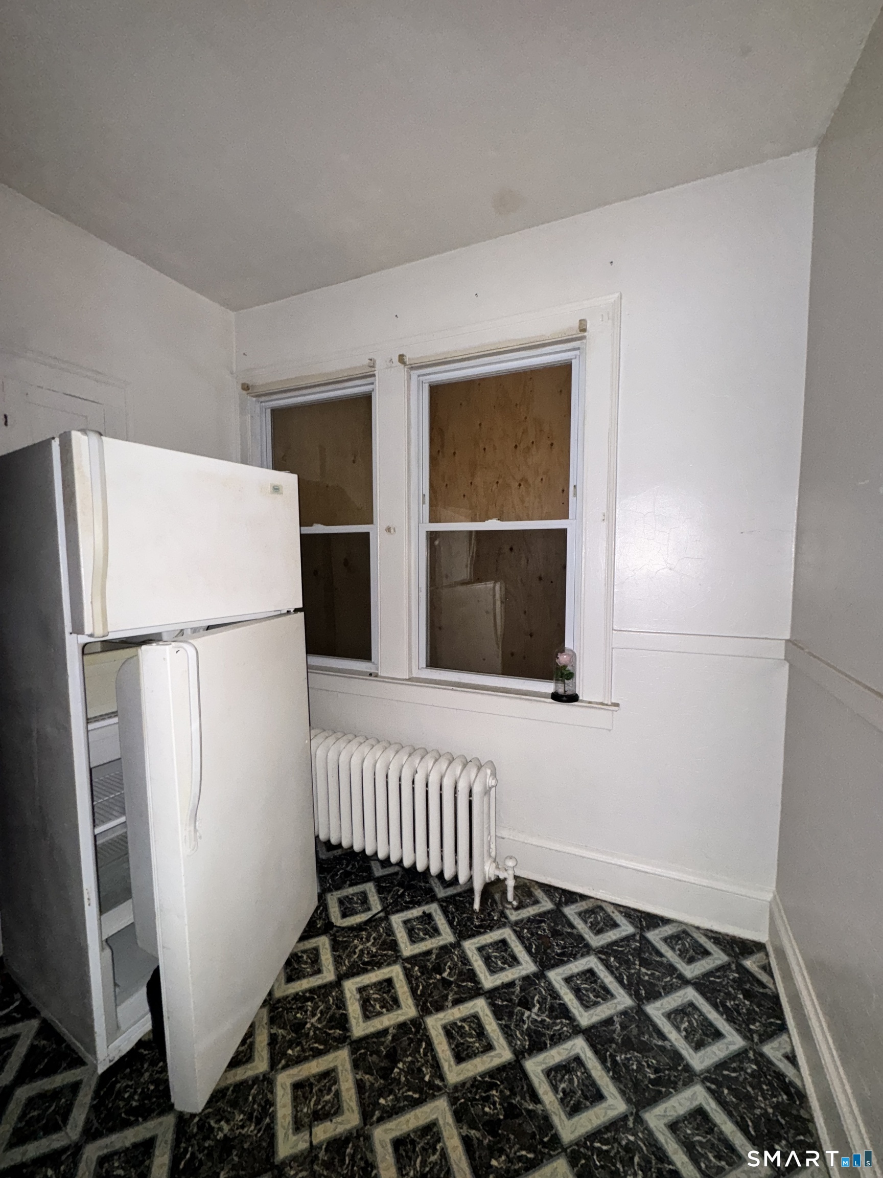 102 Rowe Avenue photo 23